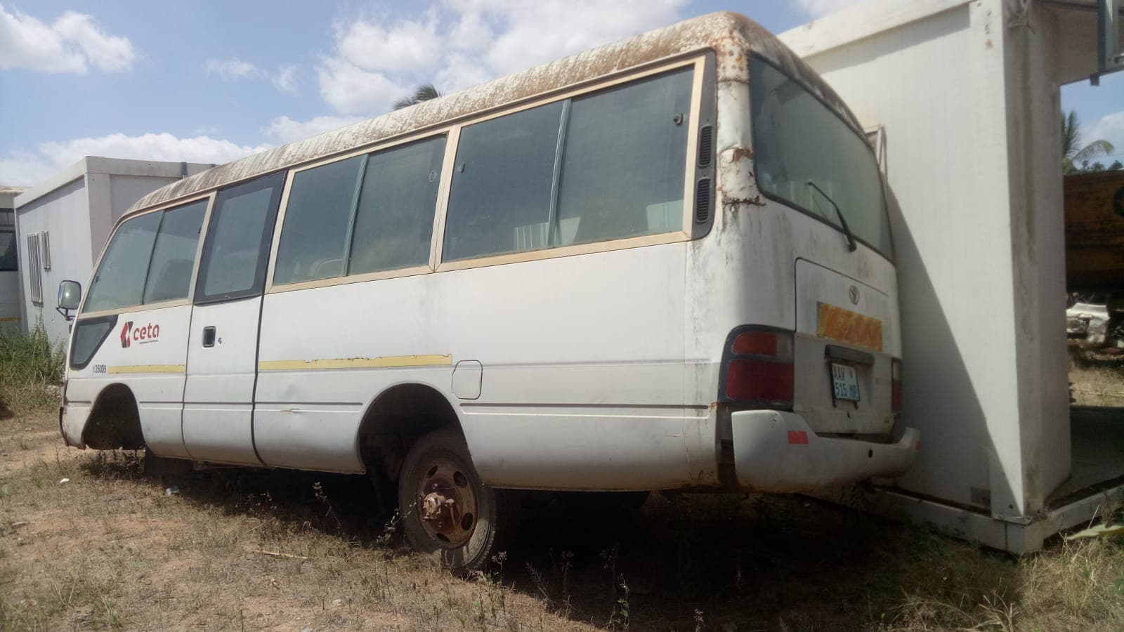Toyota Coaster — imagen 4