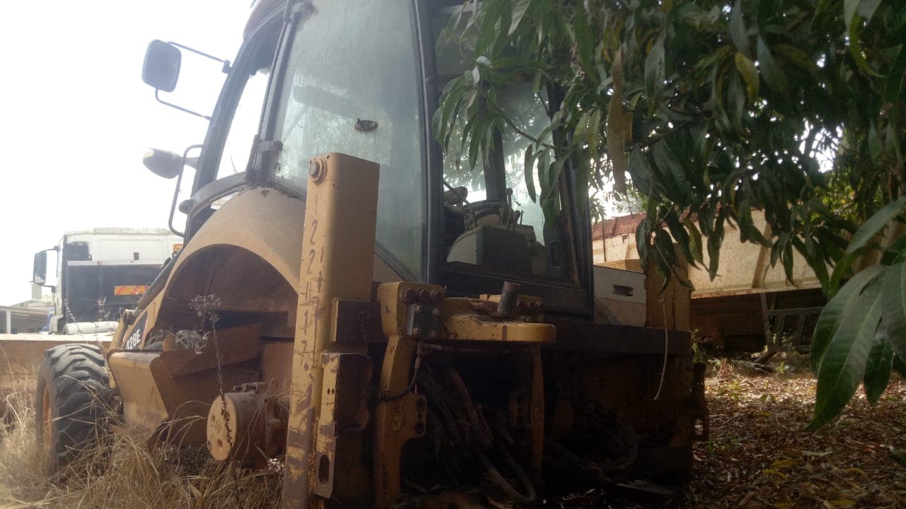 Retroescavadeira - CAT/428E — imagem 5