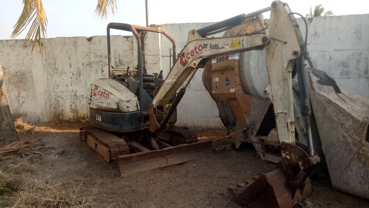 BOBCAT/E35EM — imagem 2