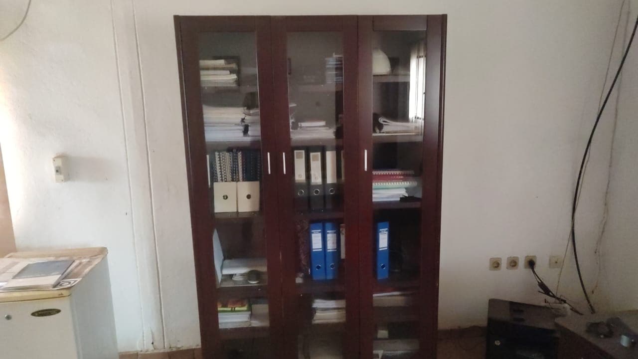Furniture — image 1