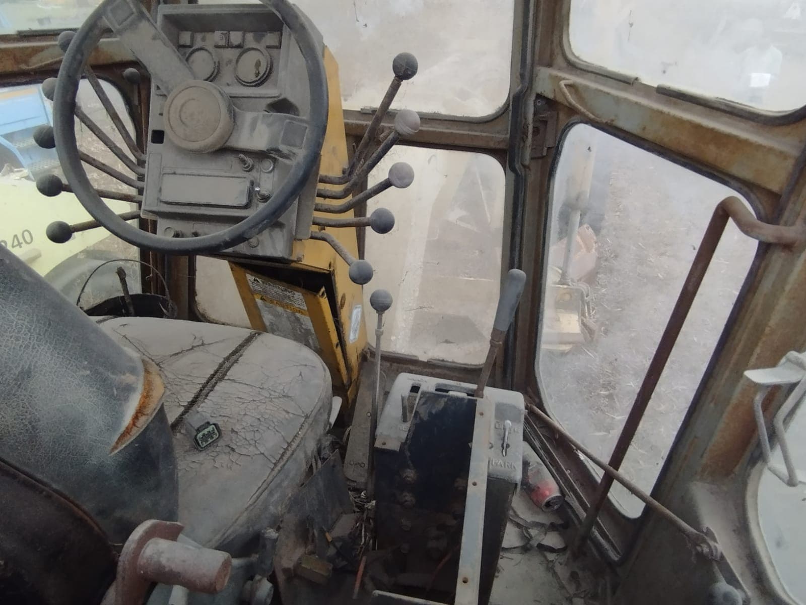 Niveladora  - Mitsubishi/MG 530 — image 7