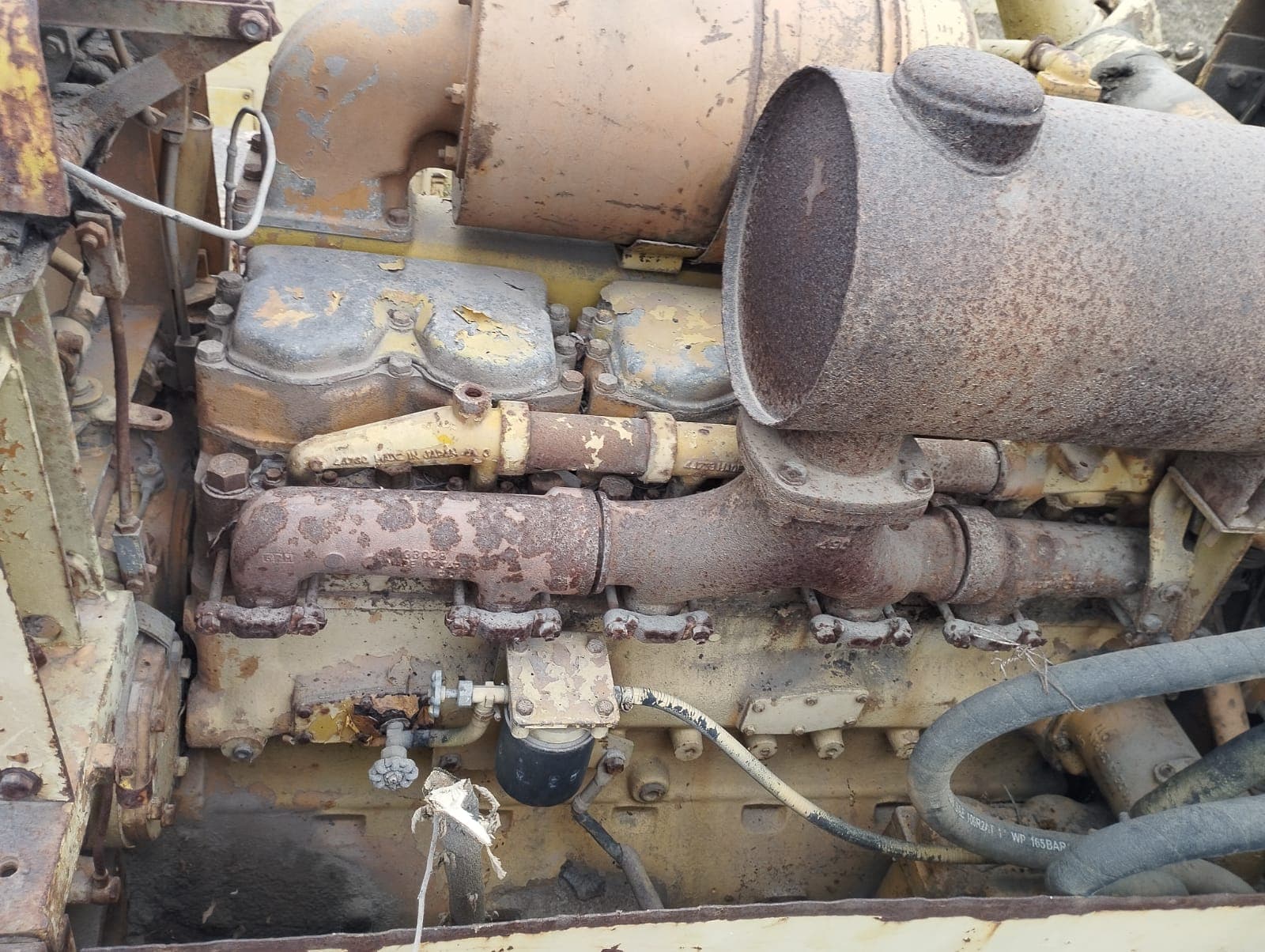Bulldozer  - Komatsu/D65A-6 — image 16
