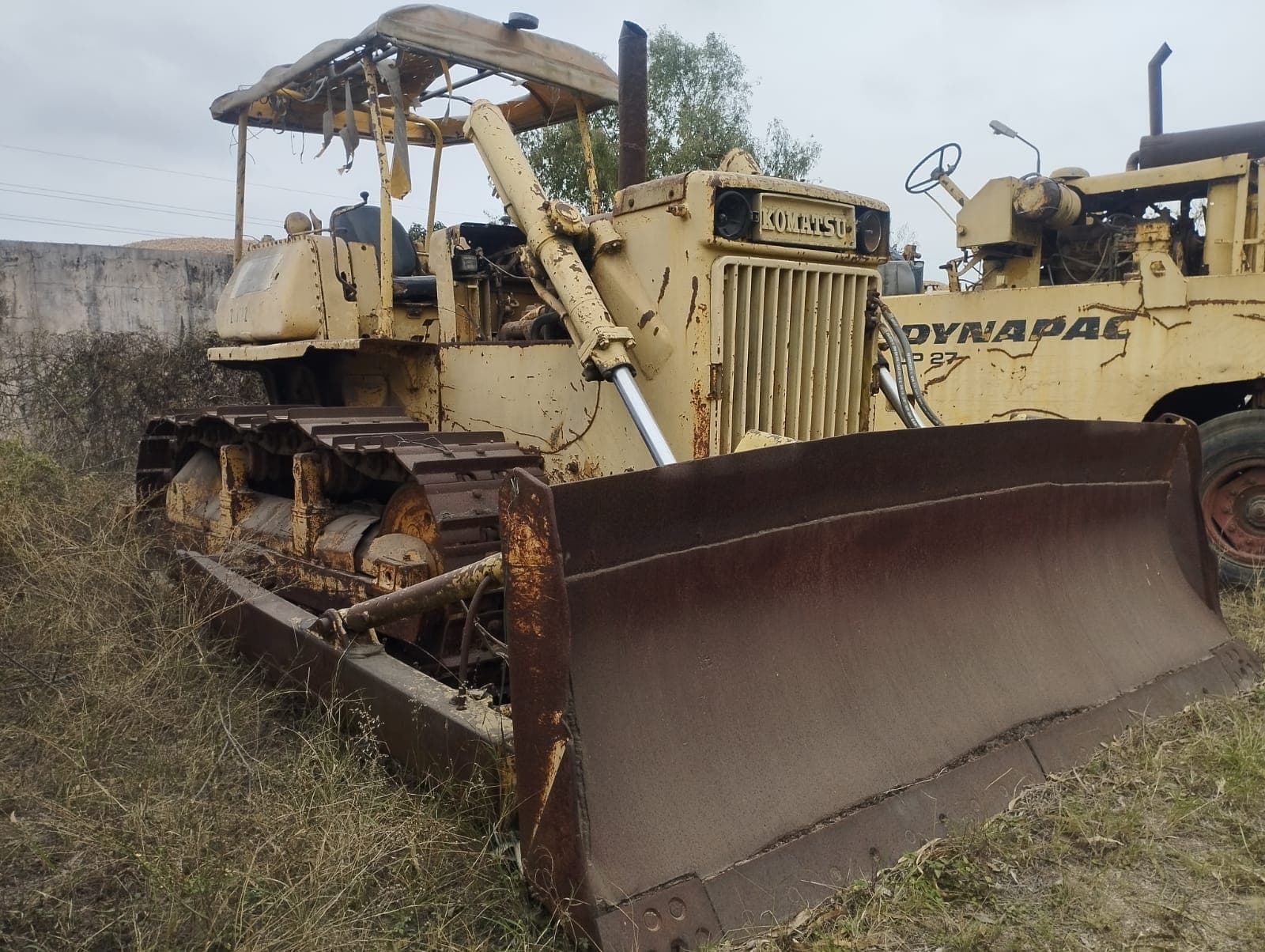 Bulldozer  - Komatsu/D65A-6