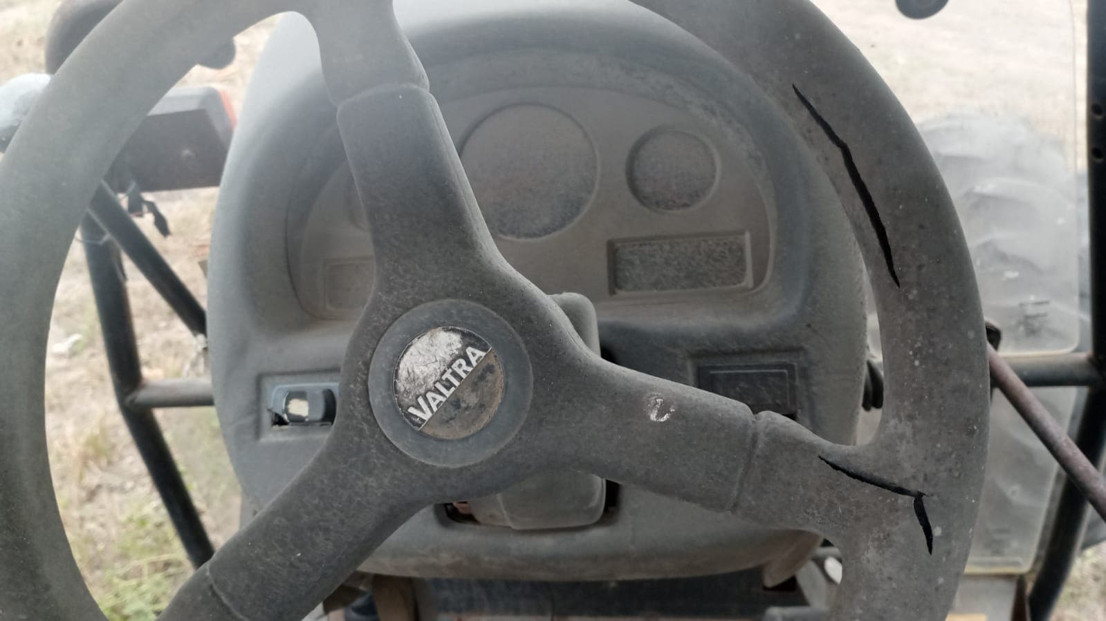 Trator - Valtra/800 — imagem 3