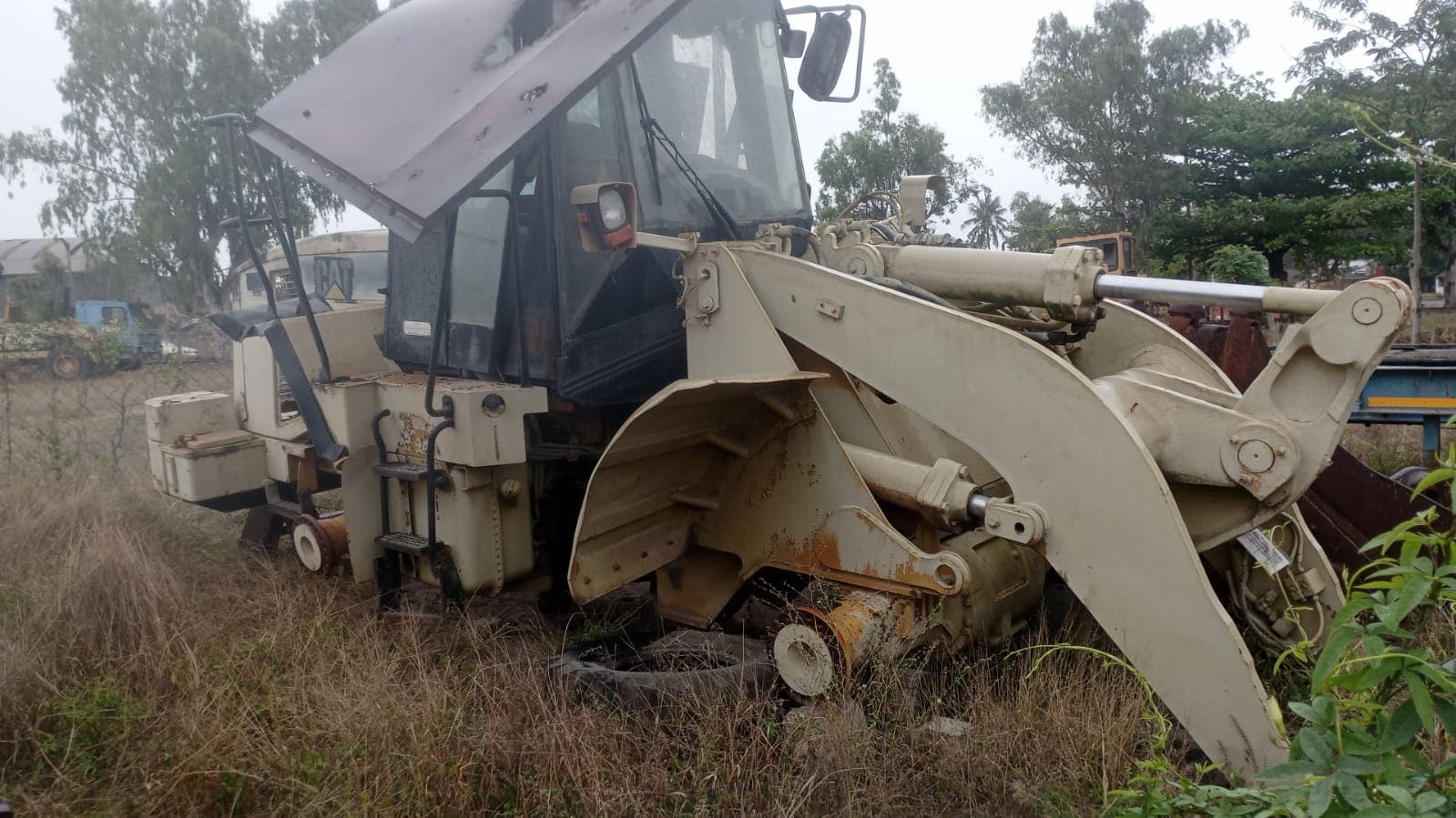 Escavadora - CATERPILLAR/962G — imagem 4