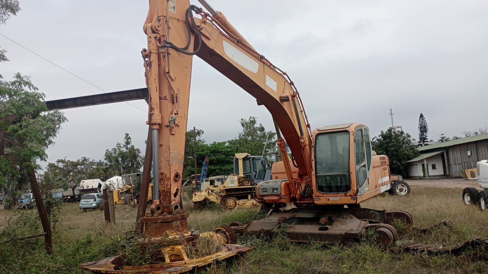 Escavadeira - DOOSAN/DX225LCA