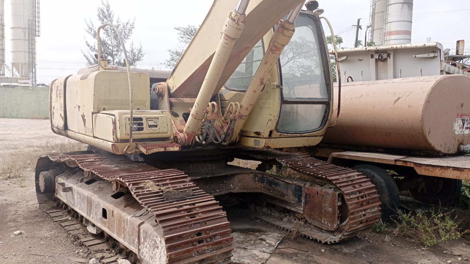 Pelle - Hitachi/EX200-5 — image 5
