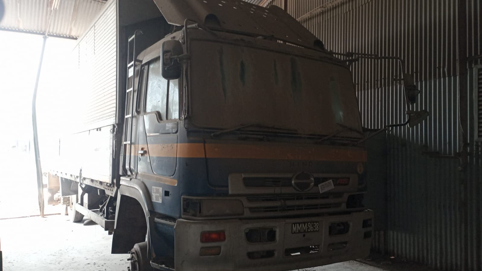 Hino/Profia — image 5