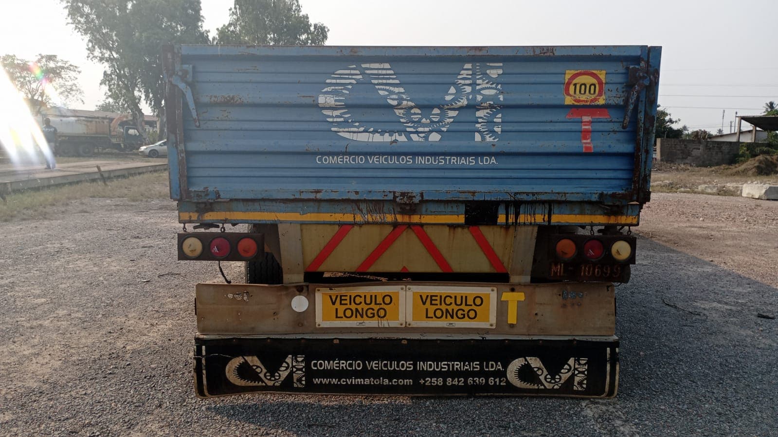 Atrelado de três eixos — image 4
