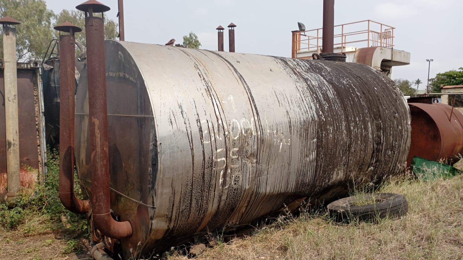 Tanque metálico — imagem 2