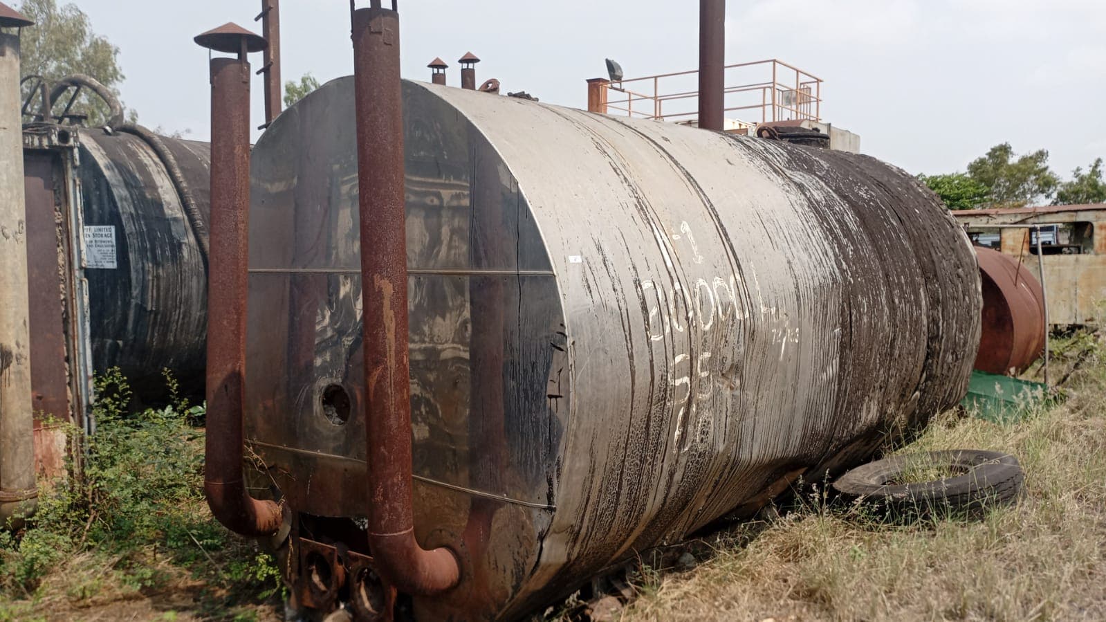 Tanque metálico — imagem 4