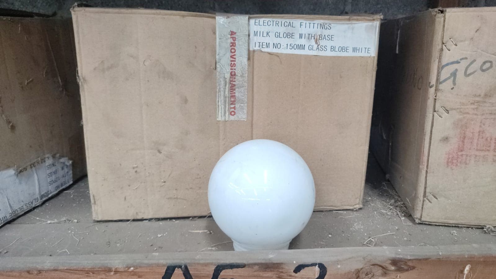 Globos brancos de 150mm — imagem 1
