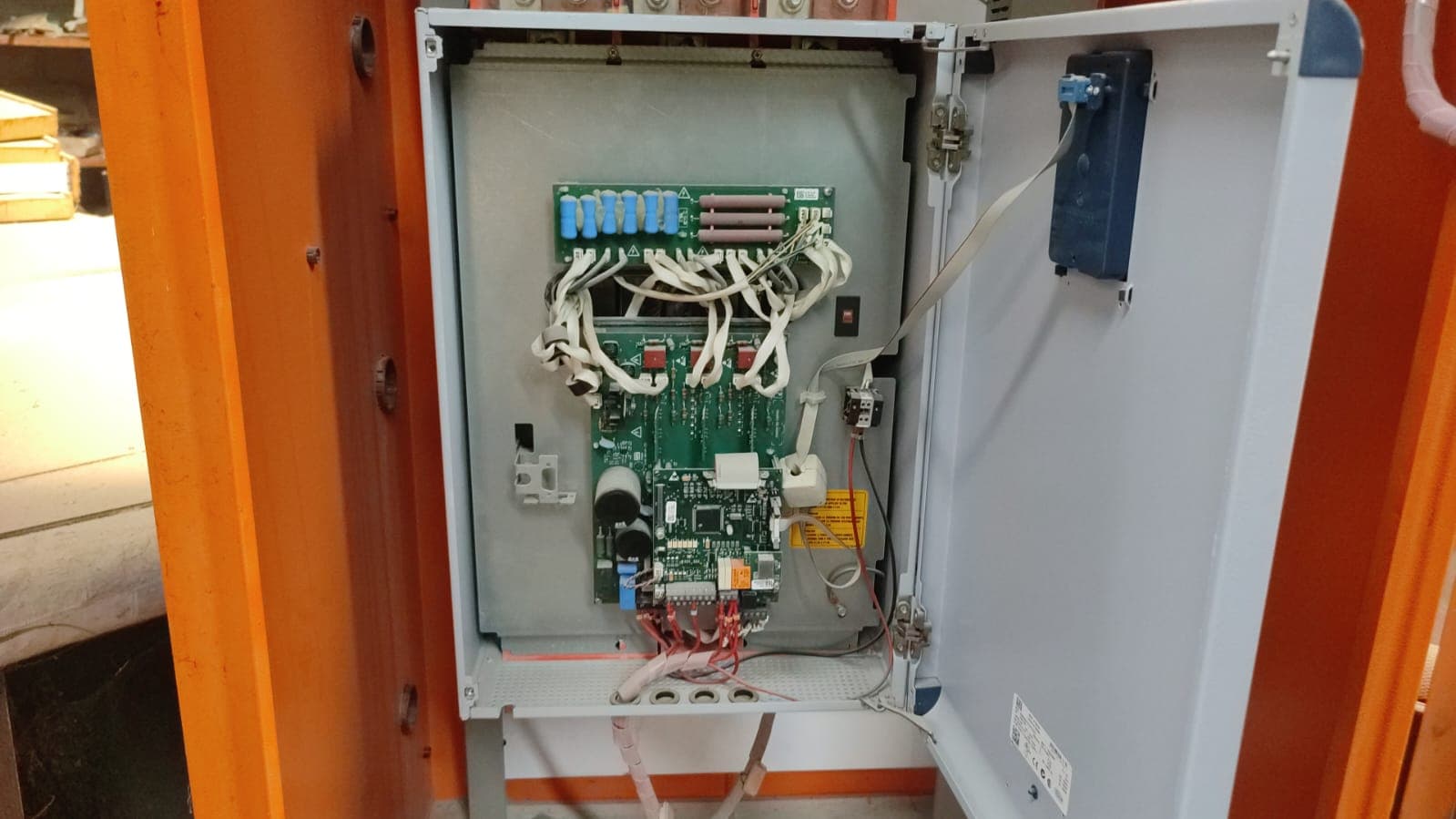 Quadro elétrico de britadeira — imagem 4