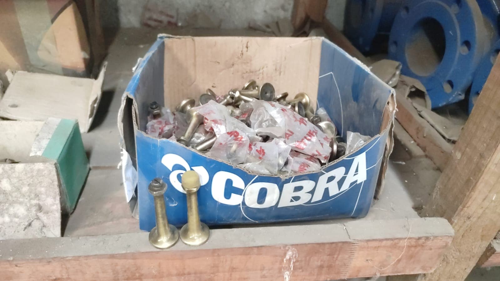 Batentes de porta latão — imagem 2