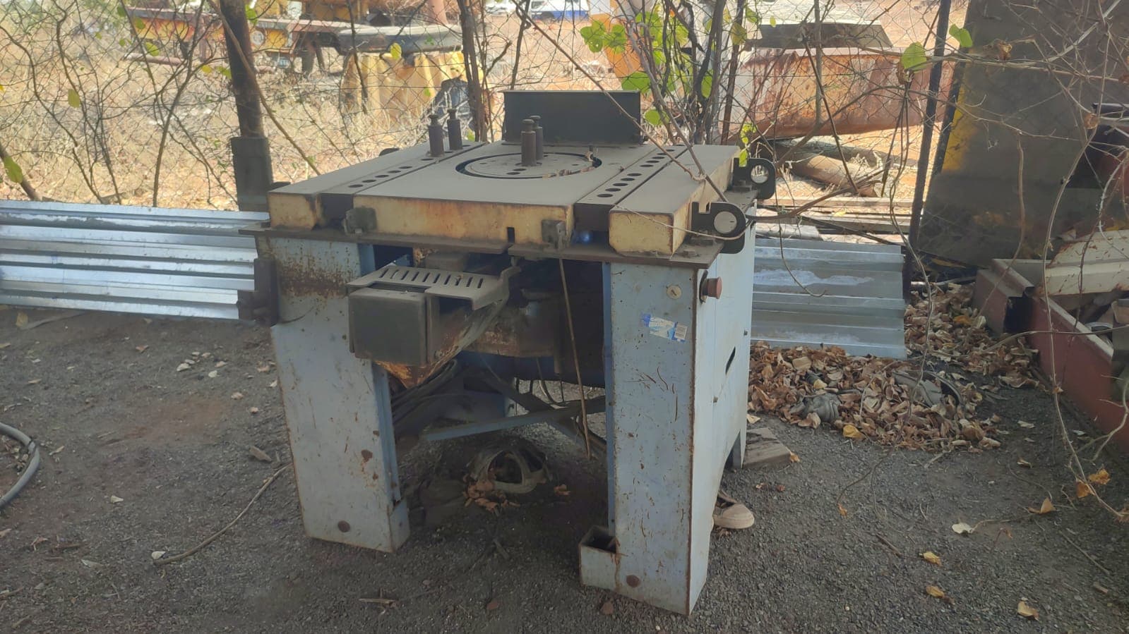 Máquina elétrica para dobrar ferros — imagem 2