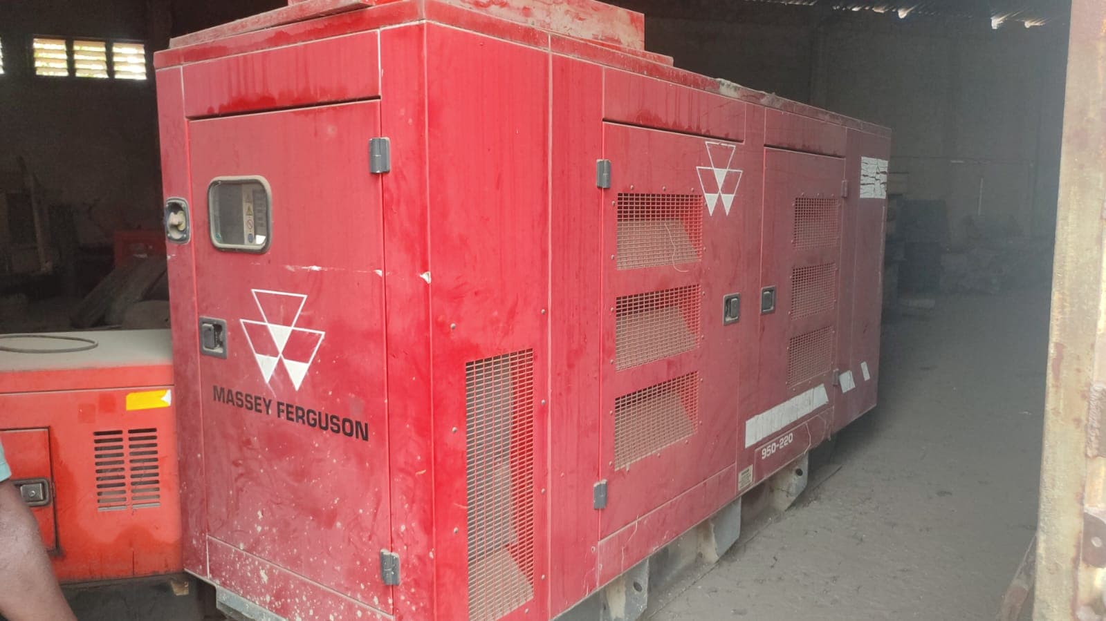 Gerador industrial Massey Fergunson — imagen 1