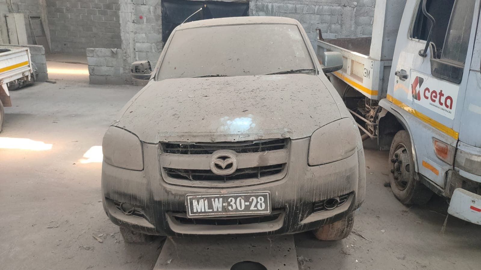 Viatura Mazda — image 1