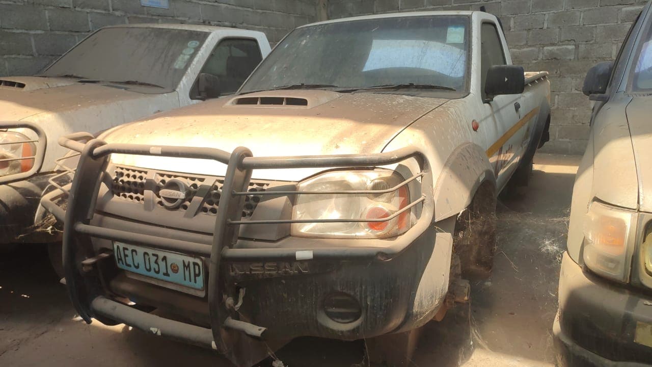 Nissan Hard bord — imagen 1