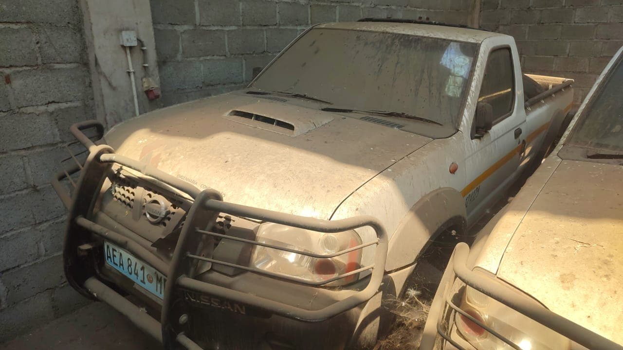 Nissan Hardbod — image 4