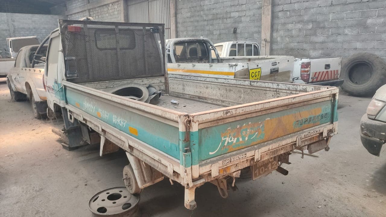 Toyota Toyoace — image 2