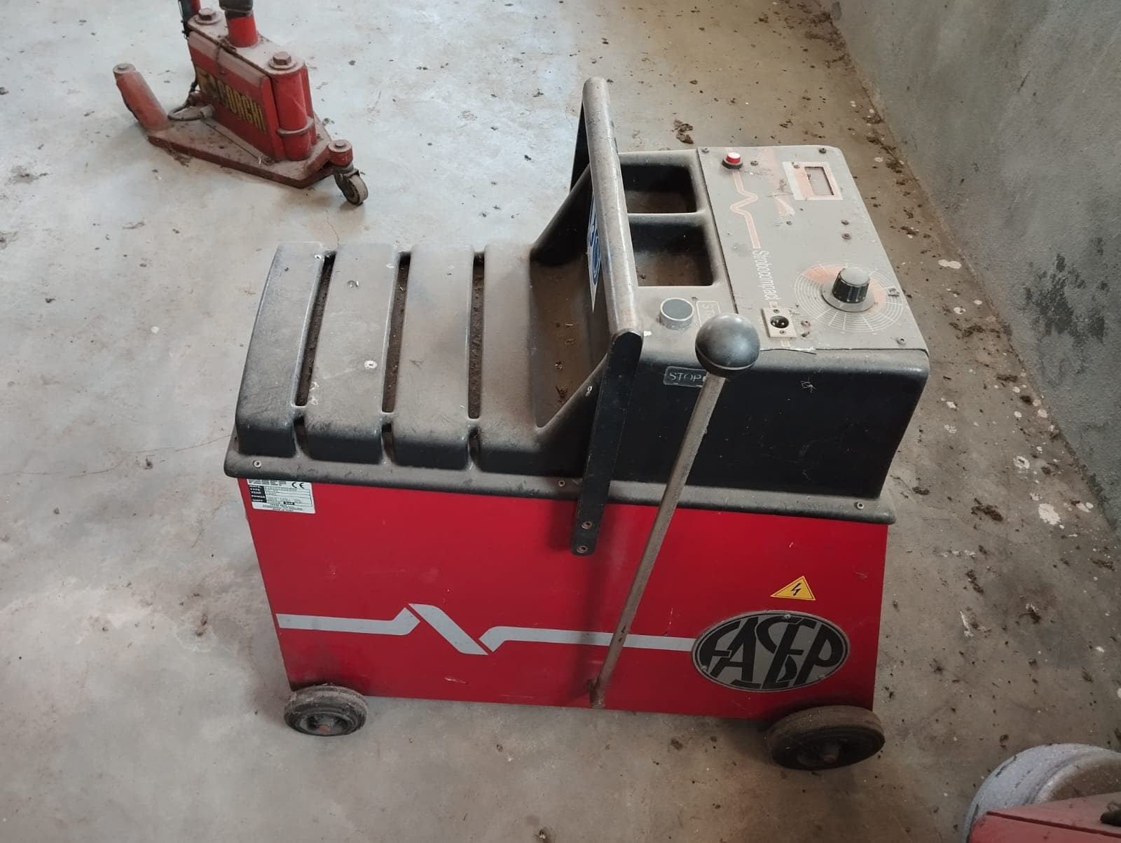 Equipamentos Oficina · Stock de Pneus e Jantes — image 6