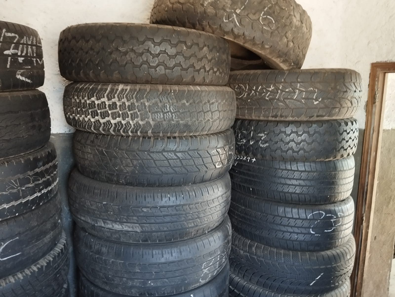 Equipamentos Oficina · Stock de Pneus e Jantes — image 31
