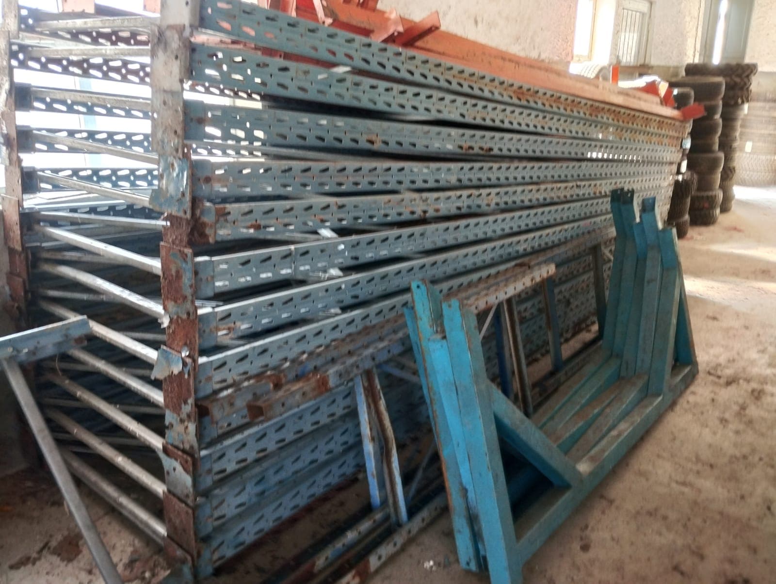 Equipamentos Oficina · Stock de Pneus e Jantes — image 18