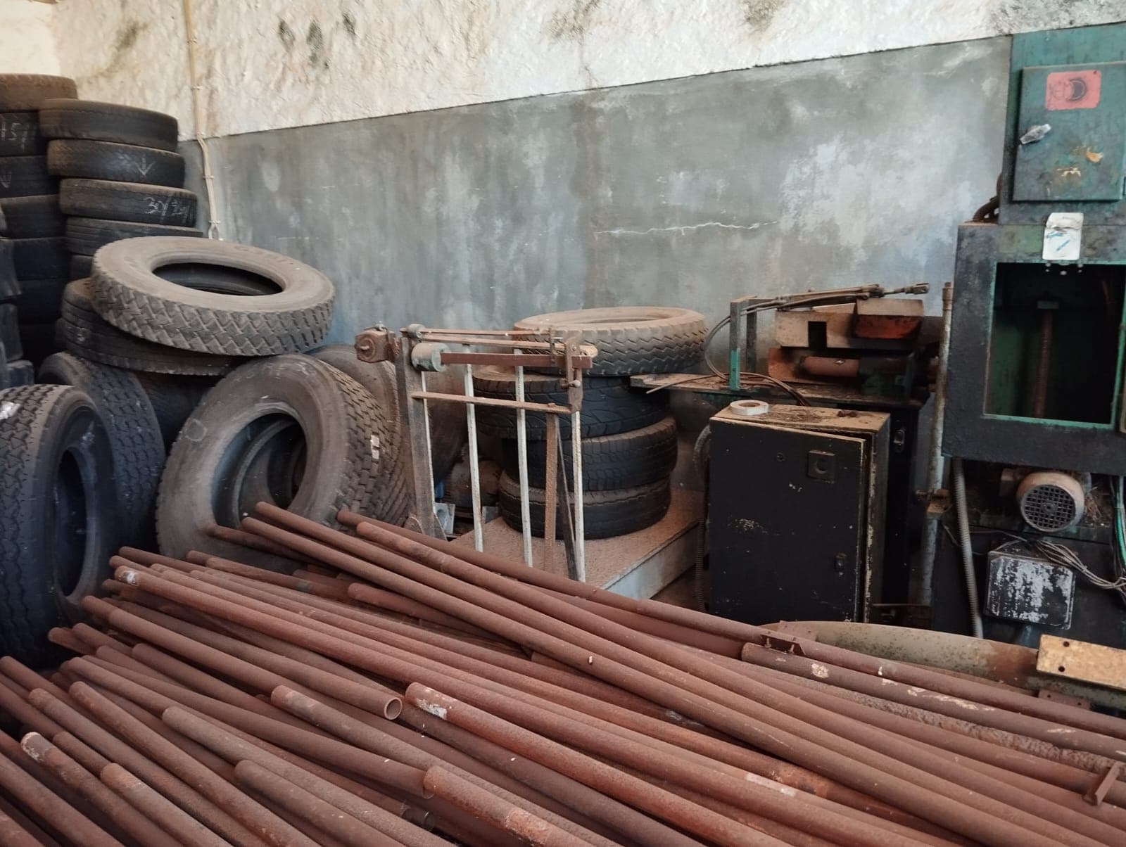 Equipamentos Oficina · Stock de Pneus e Jantes — image 16