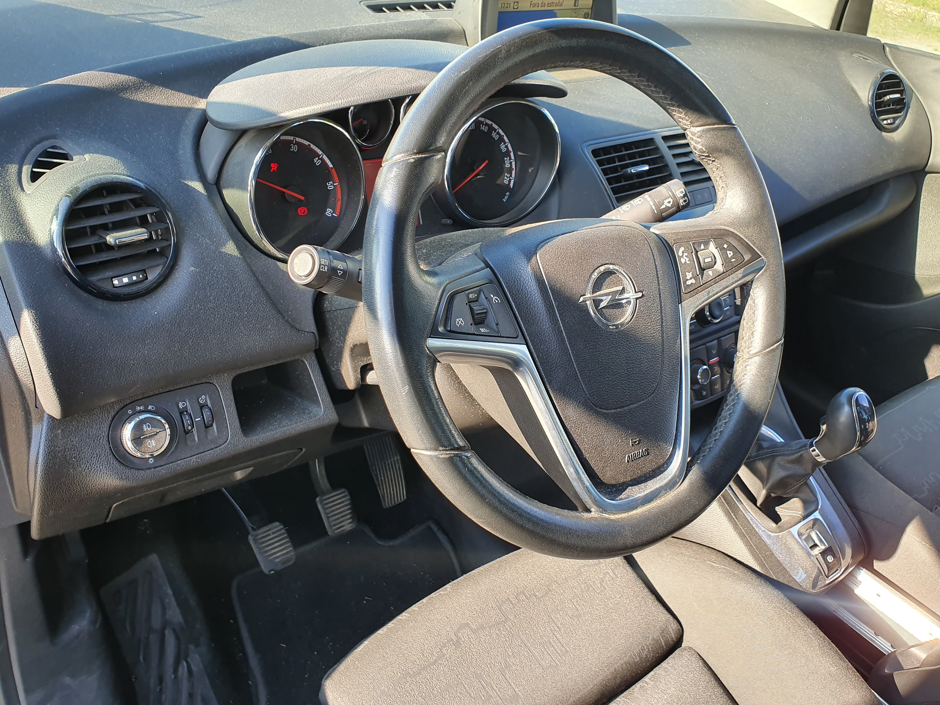 Opel Meriva · Ano 2012 — imagen 31