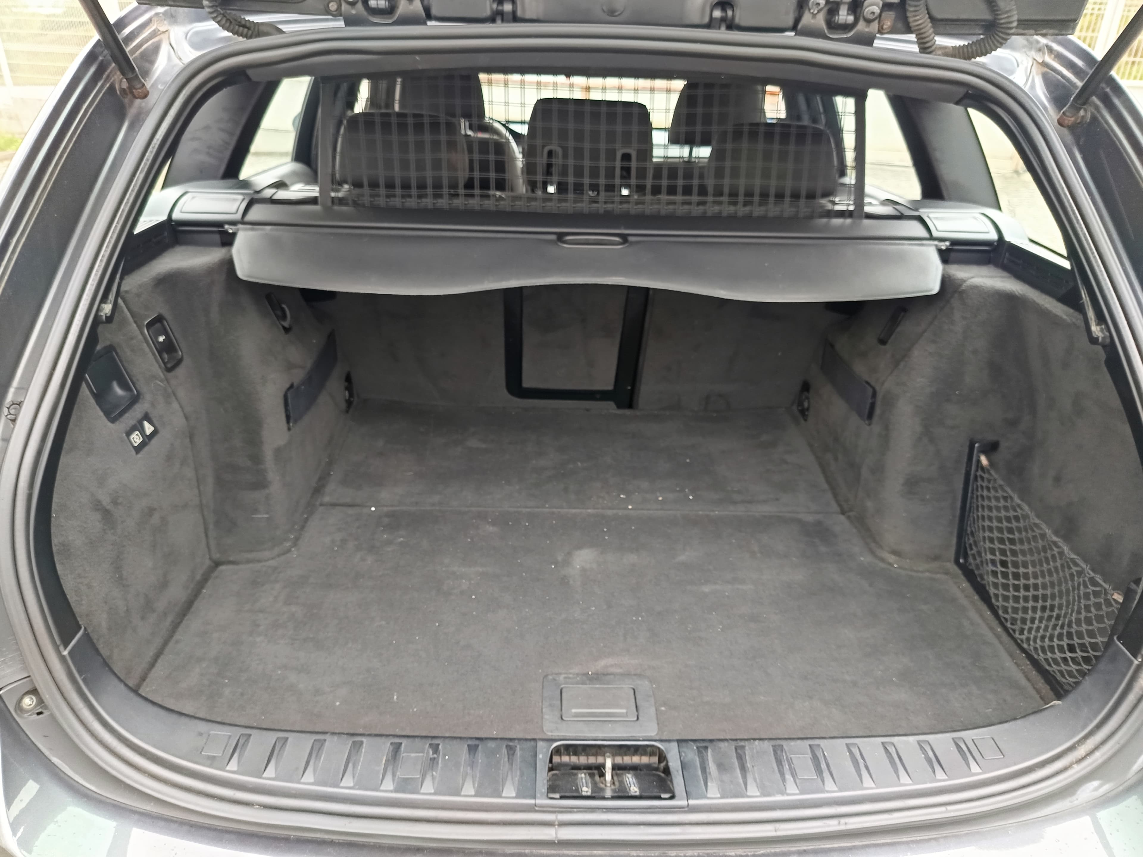 BMW 320d · Ano 2005 — image 20