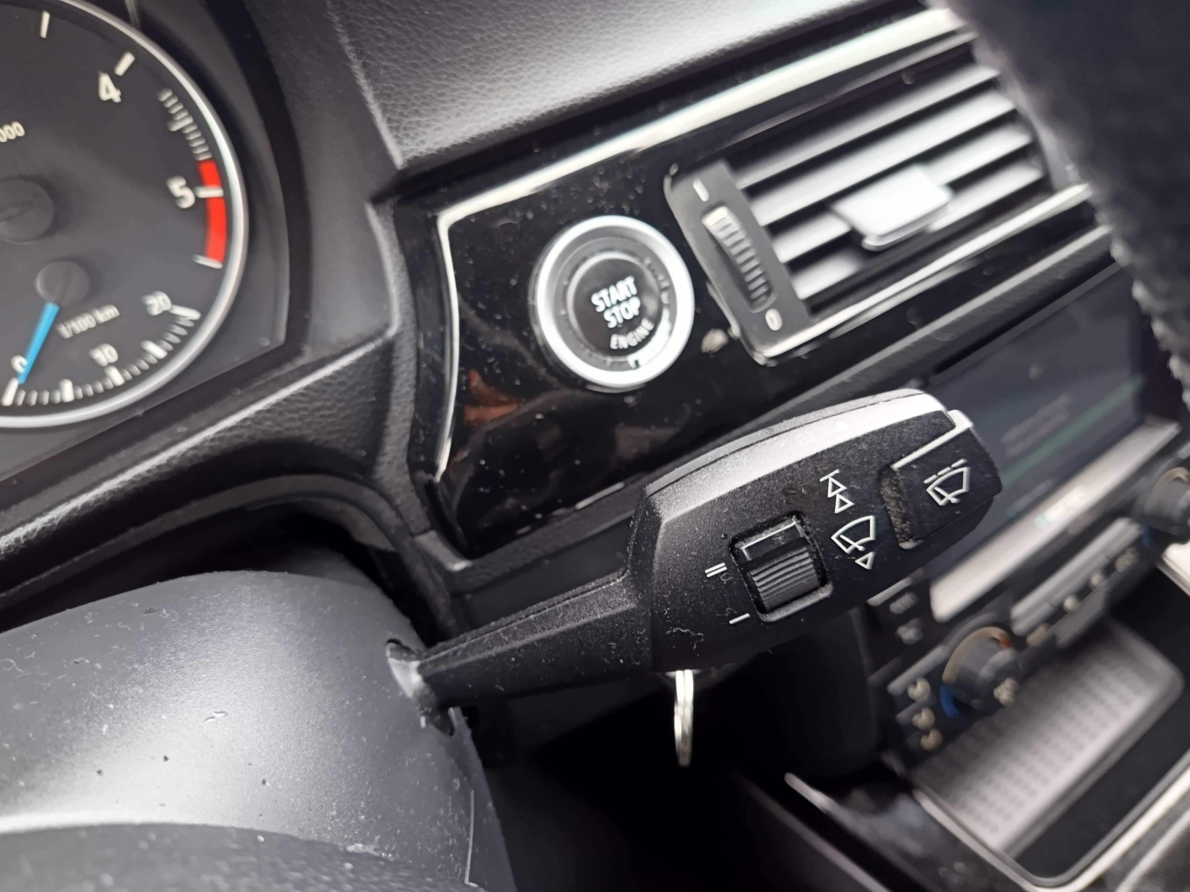 BMW 320d · Ano 2005 — image 40