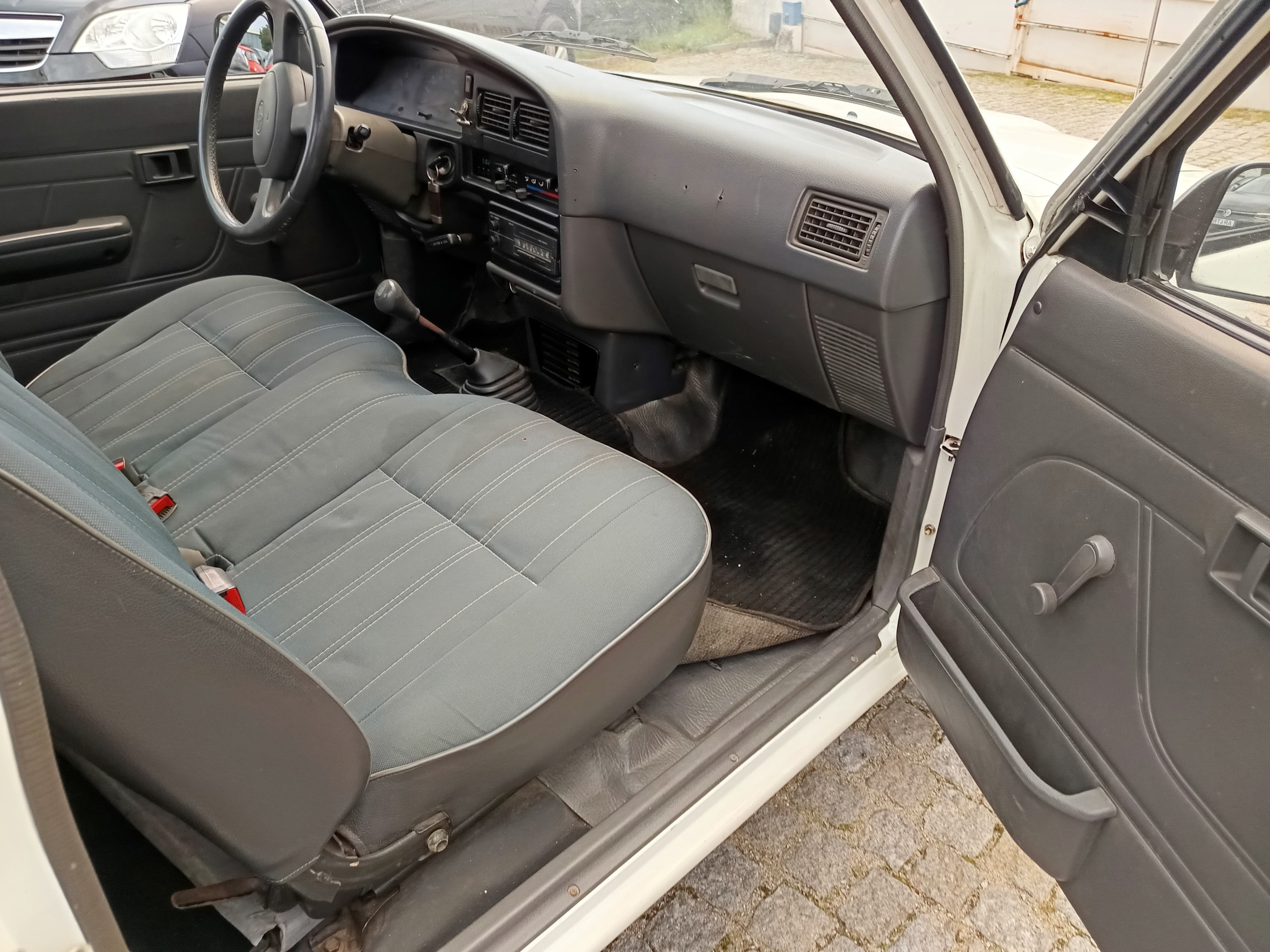 Toyota Hilux · Ano 1997 — image 17