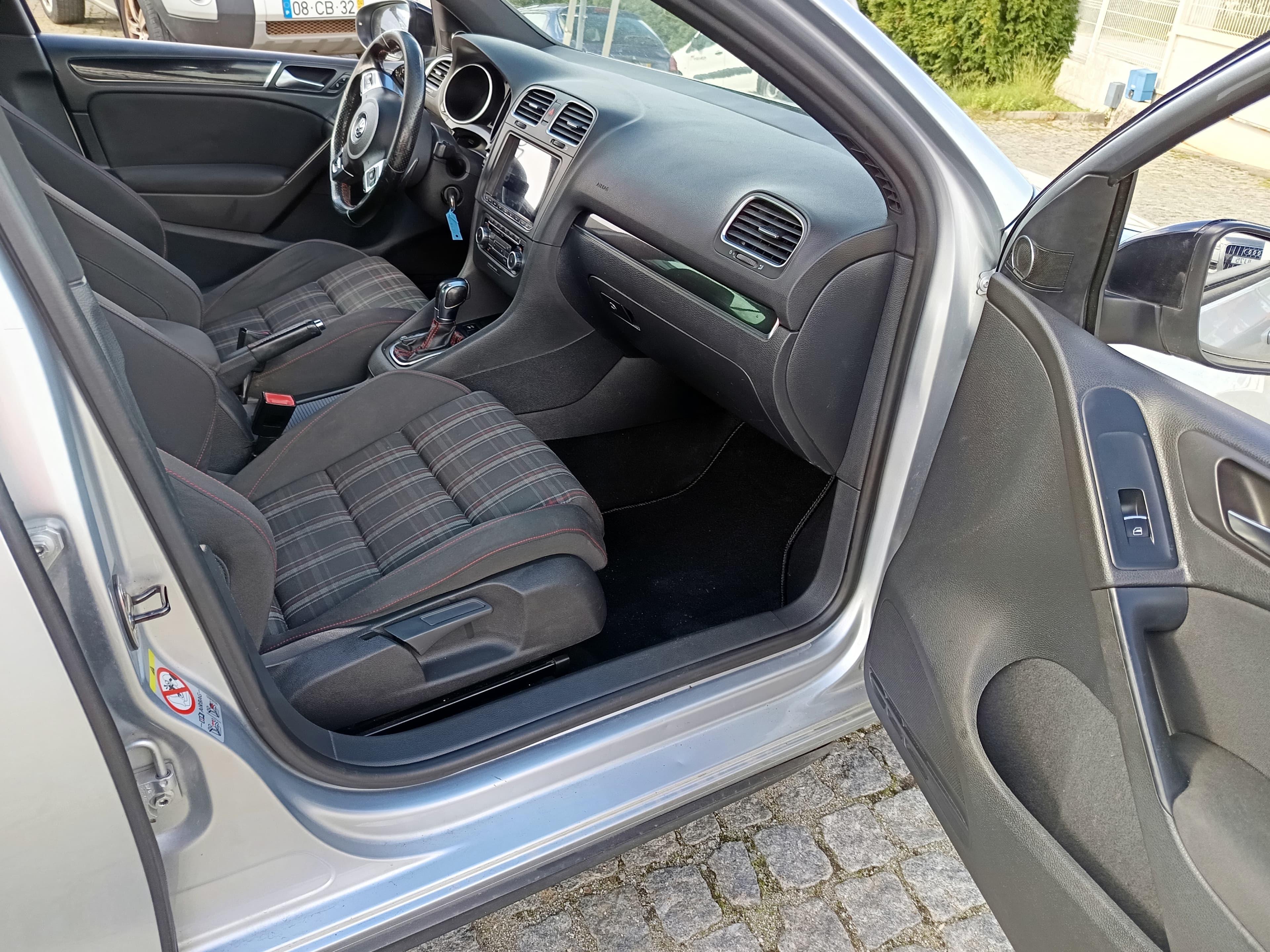 Volkswagen Golf GTI · Ano 2010 — imagem 26