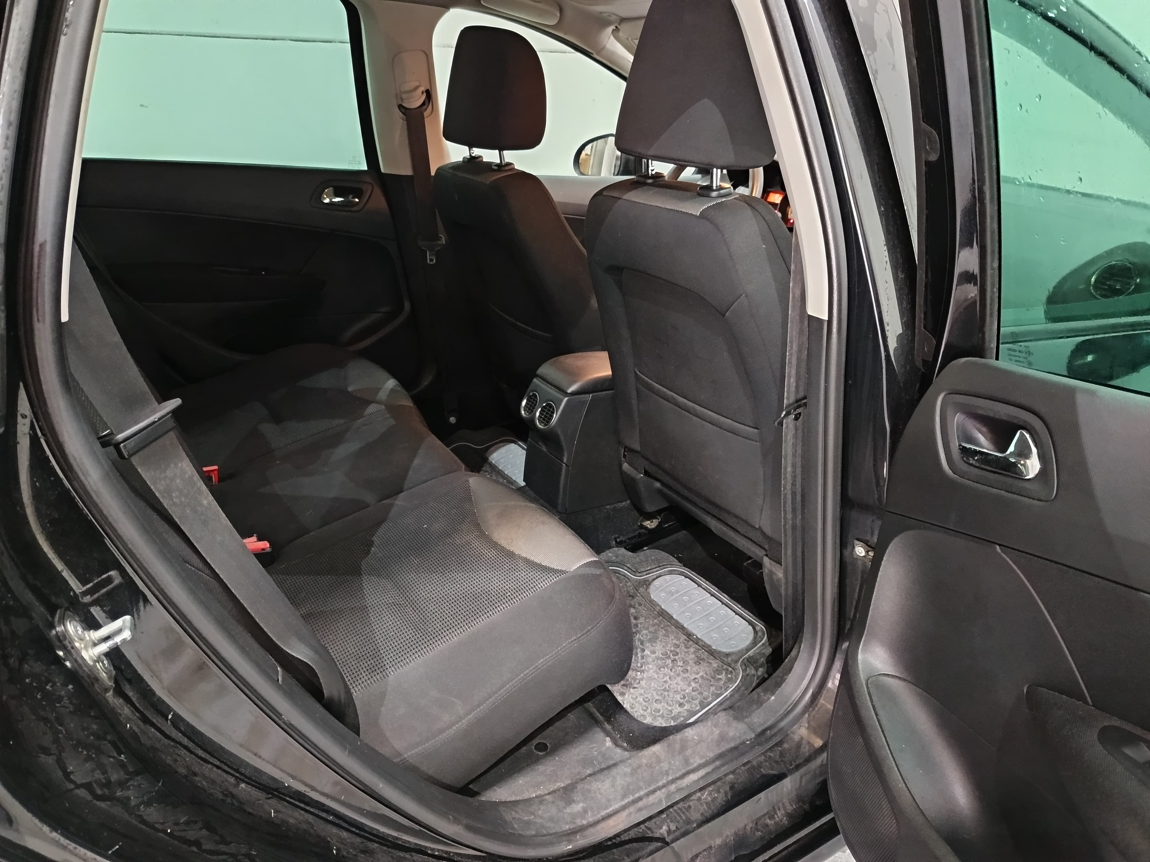 Peugeot 308 SW · Ano 2011 — imagen 19