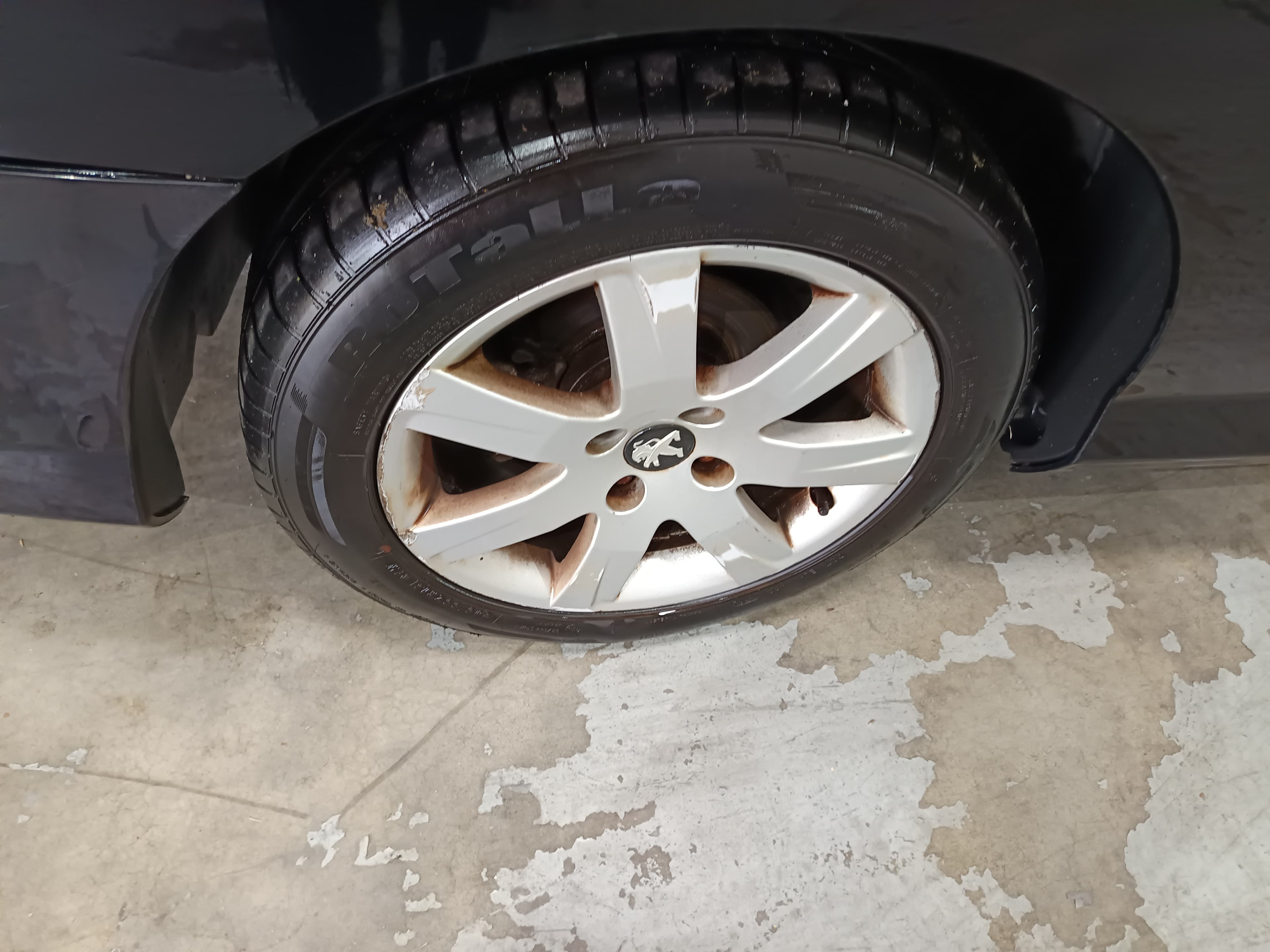 Peugeot 308 SW · Ano 2011 — imagen 8