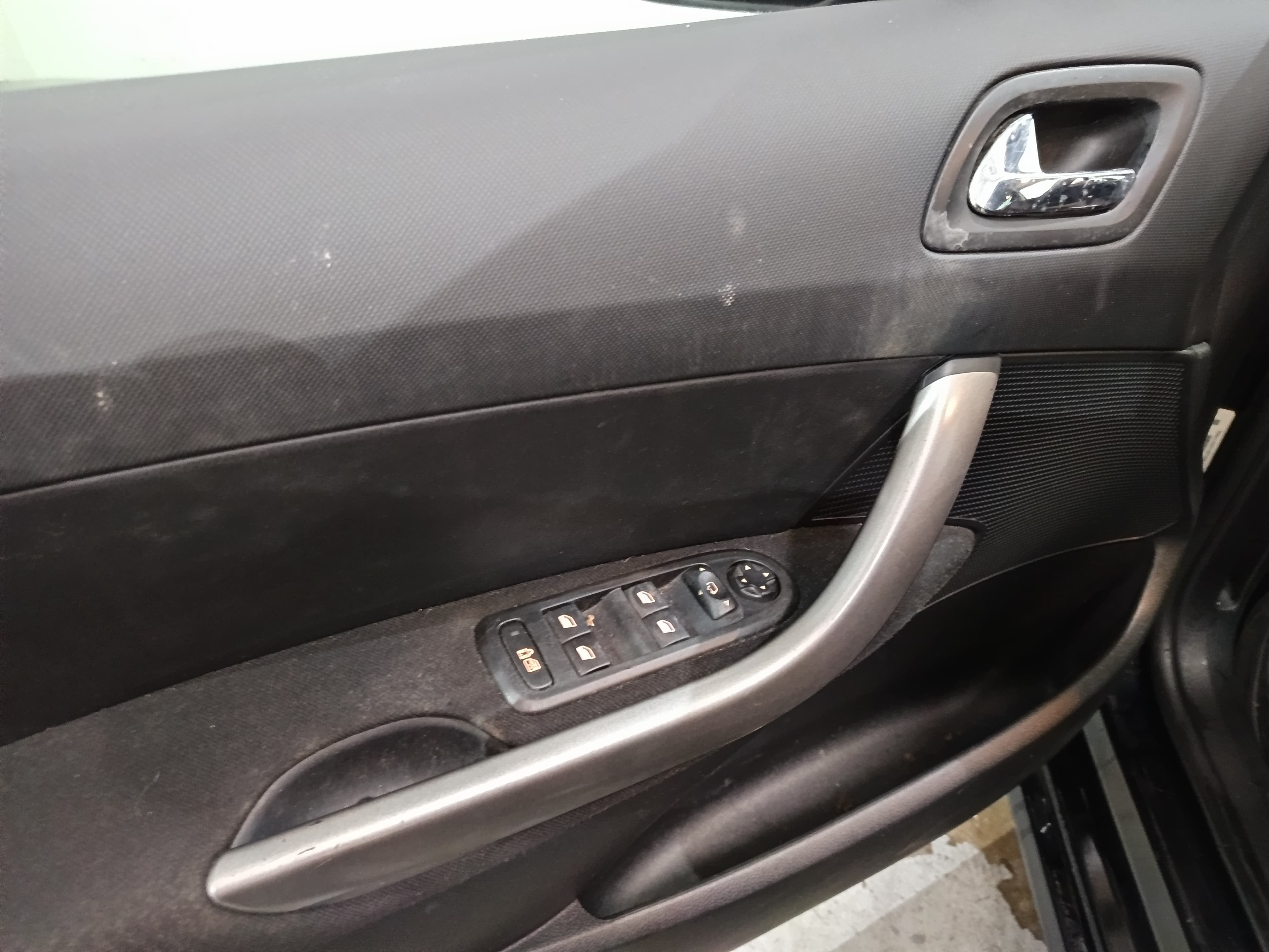 Peugeot 308 SW · Ano 2011 — imagen 30