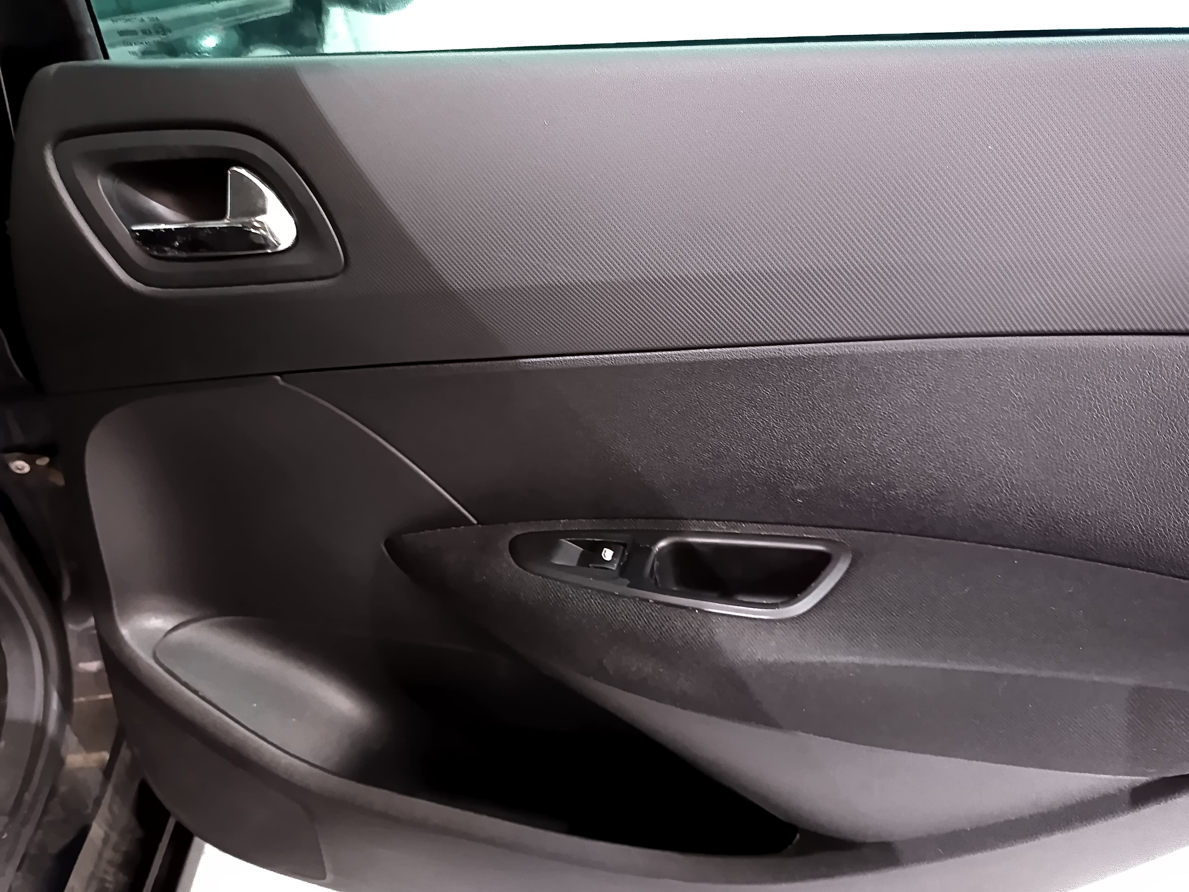 Peugeot 308 SW · Ano 2011 — imagen 20