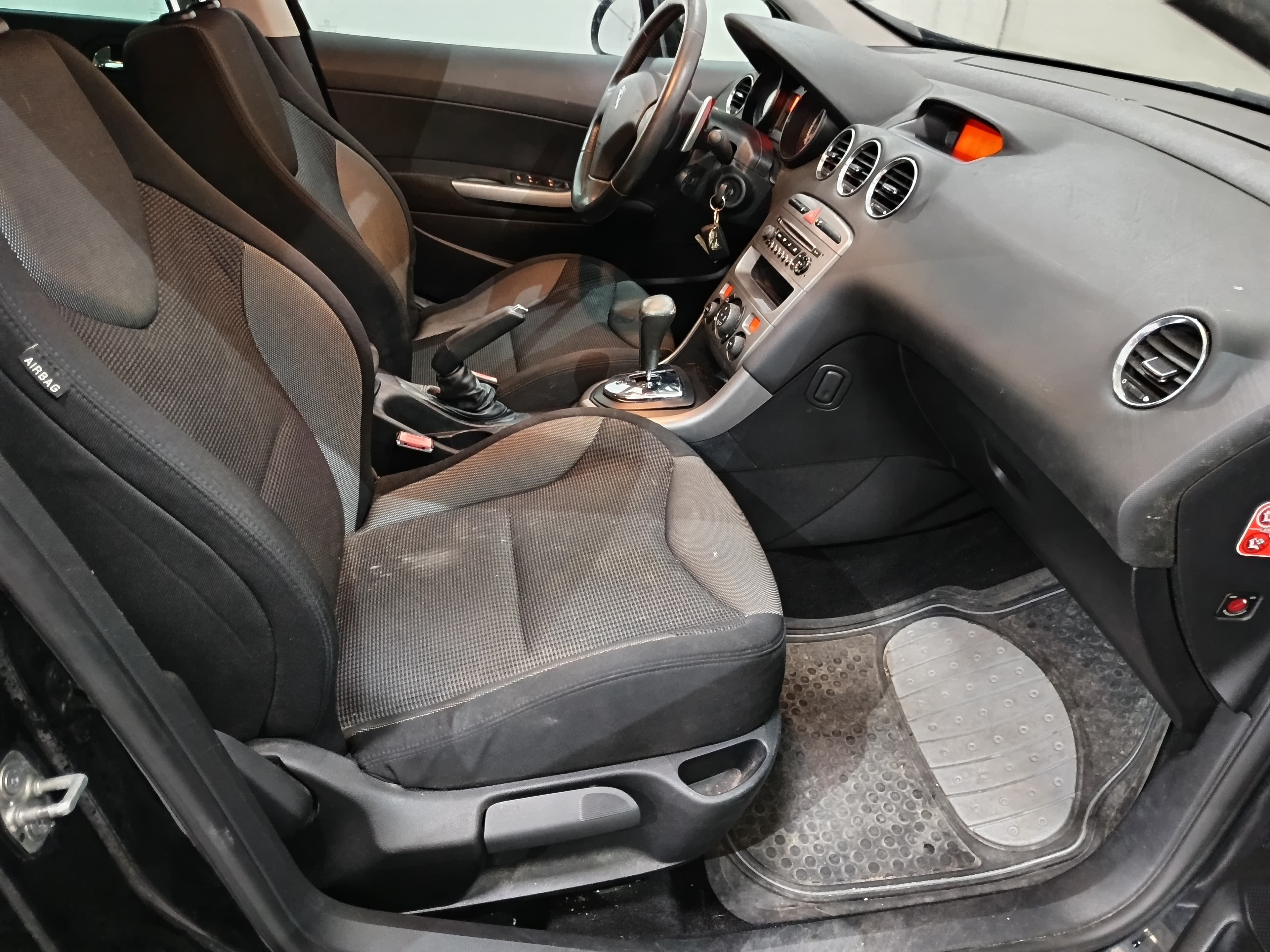 Peugeot 308 SW · Ano 2011 — imagen 24