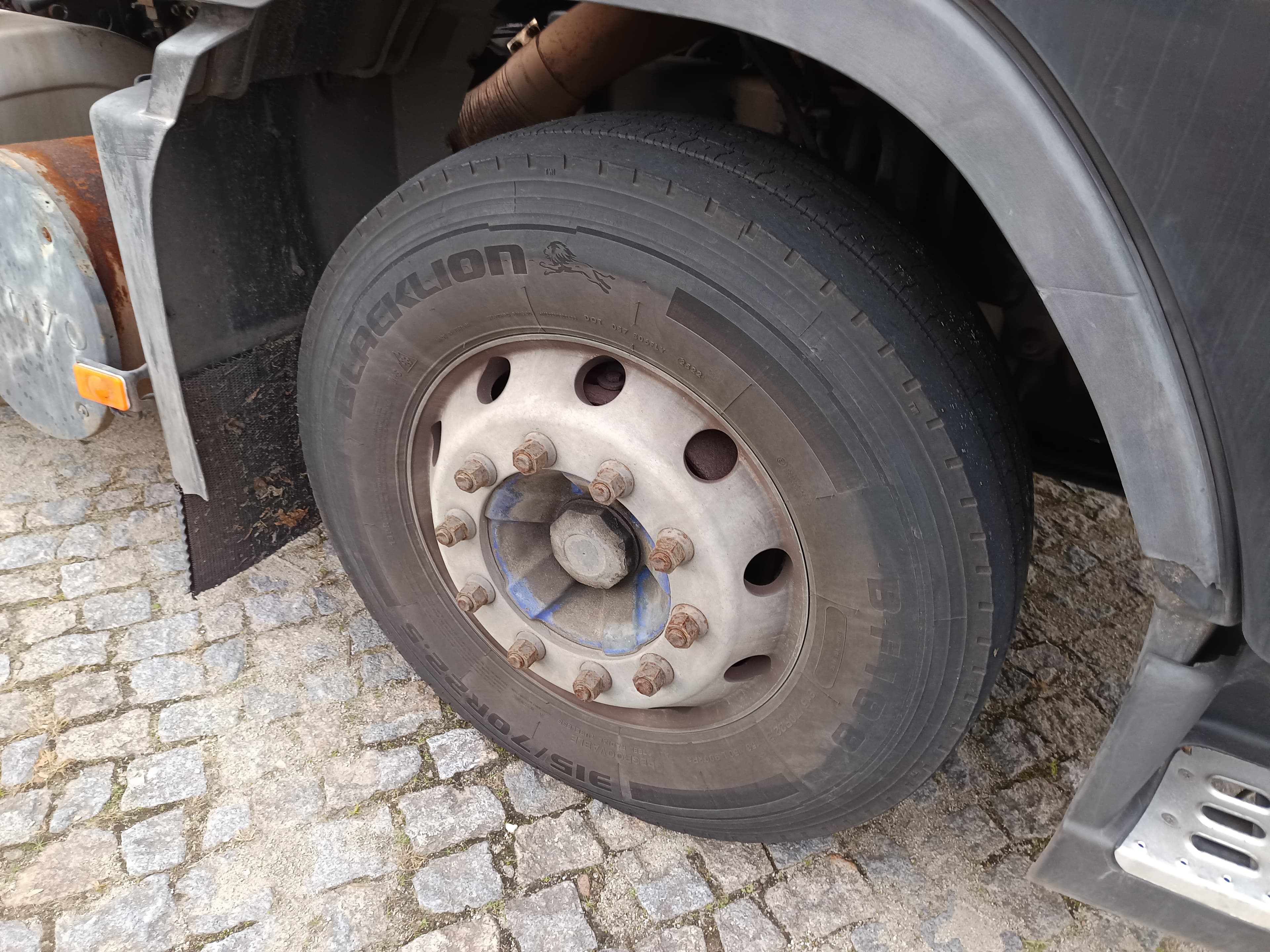 Volvo FH12 com Grua Hiab 4x2 · Ano 2003 — imagen 9