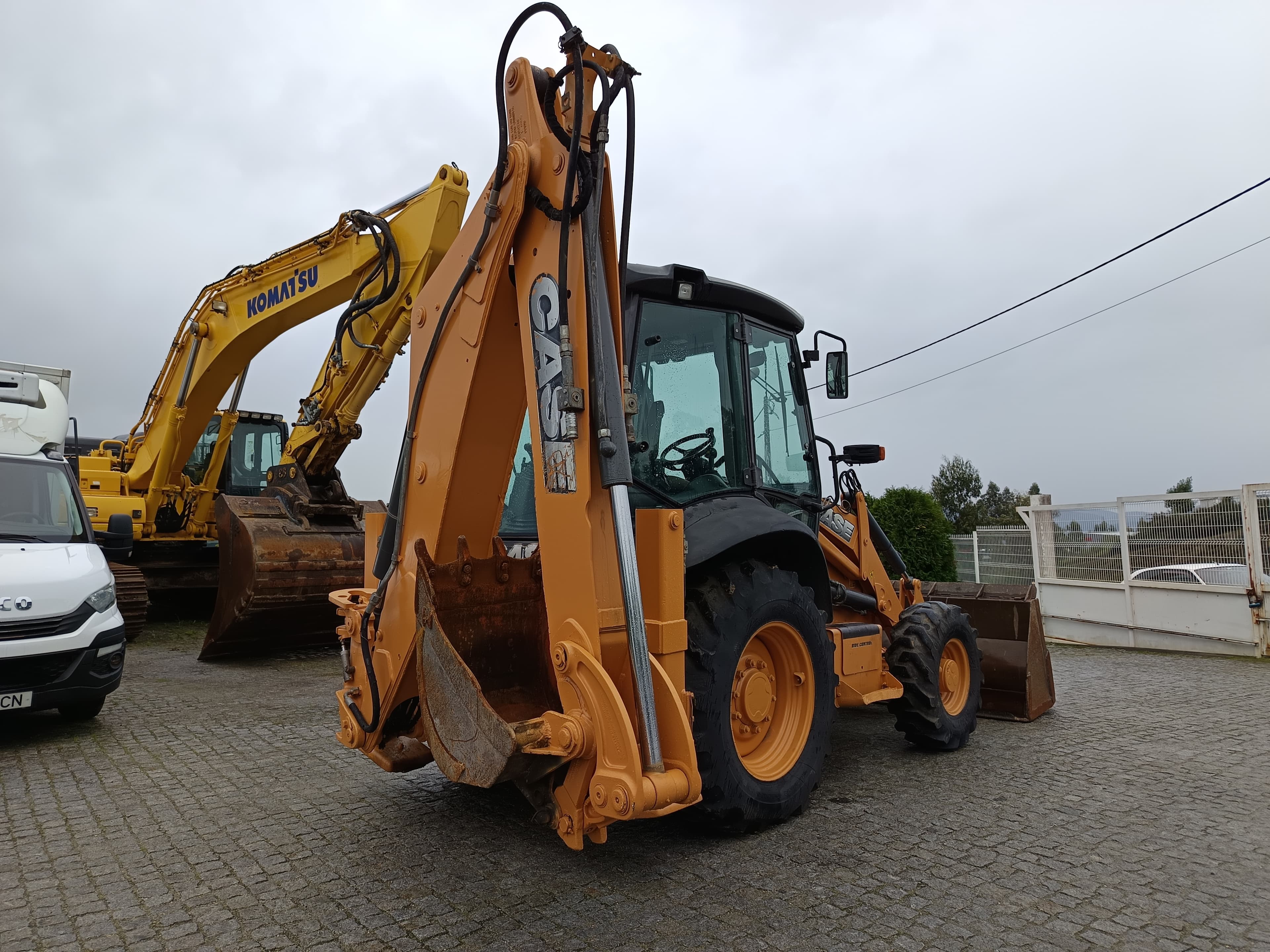 Retroescavadora Case 580 ST · Ano 2015 — imagen 3
