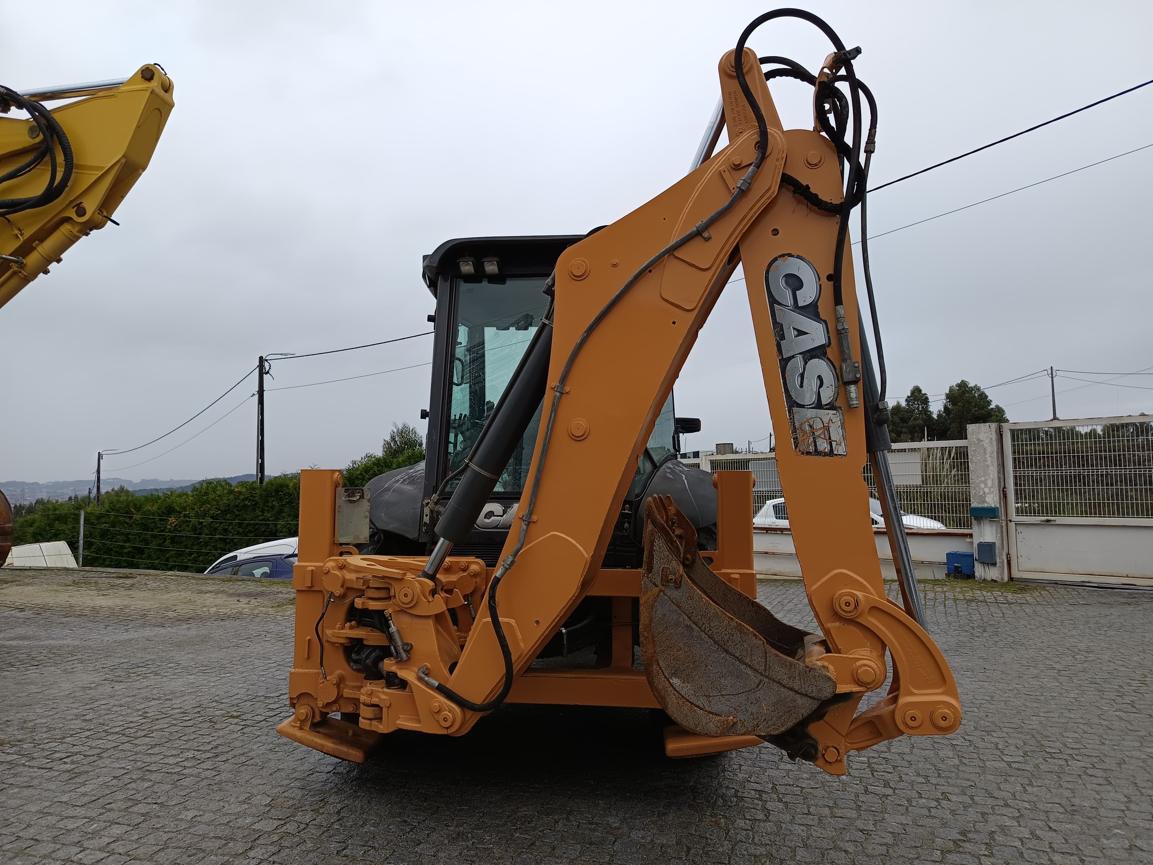 Retroescavadora Case 580 ST · Ano 2015 — imagen 4