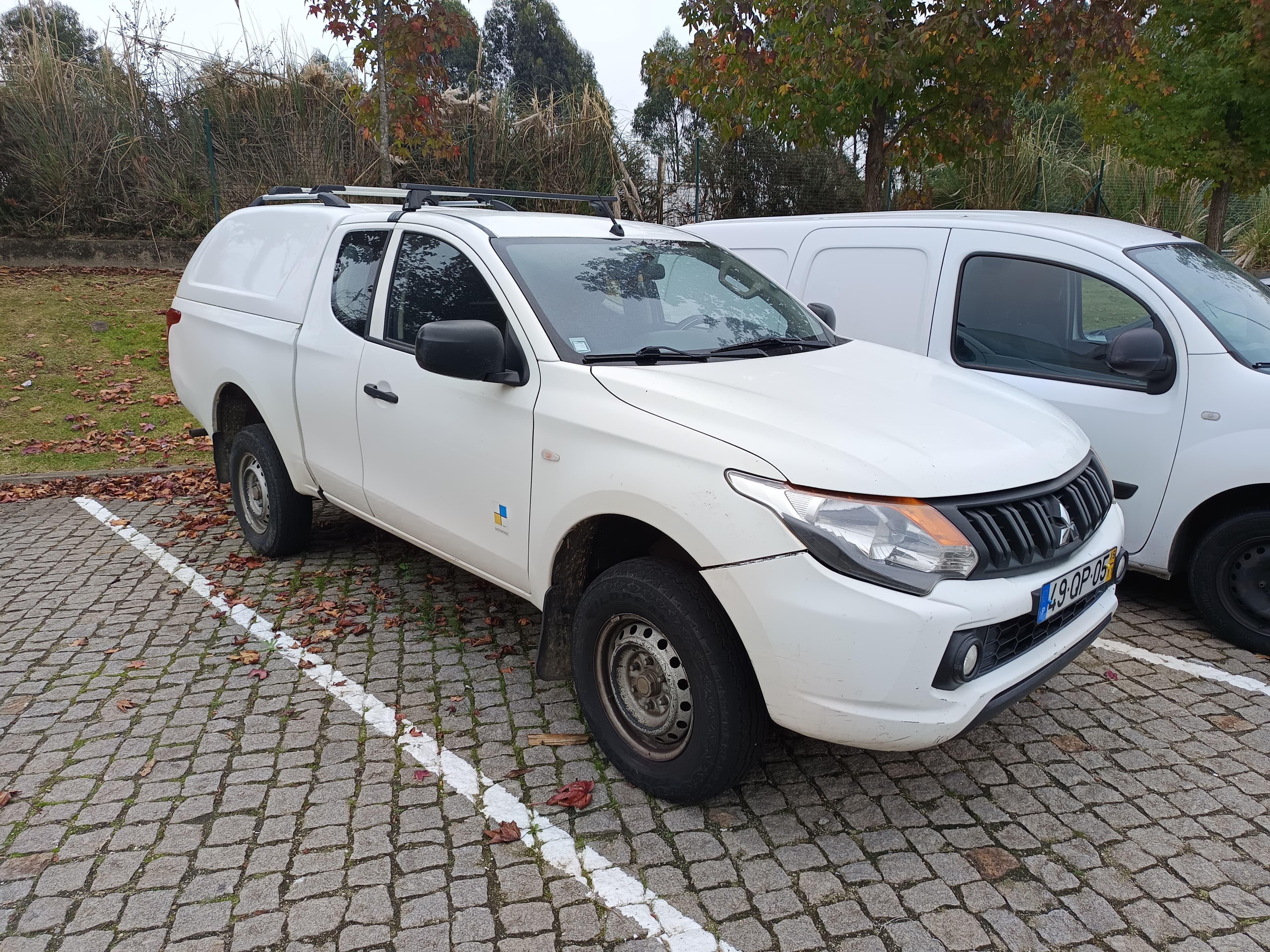 Mitsubishi L200 4WD CC Invite 3 L 2.5 DI-D