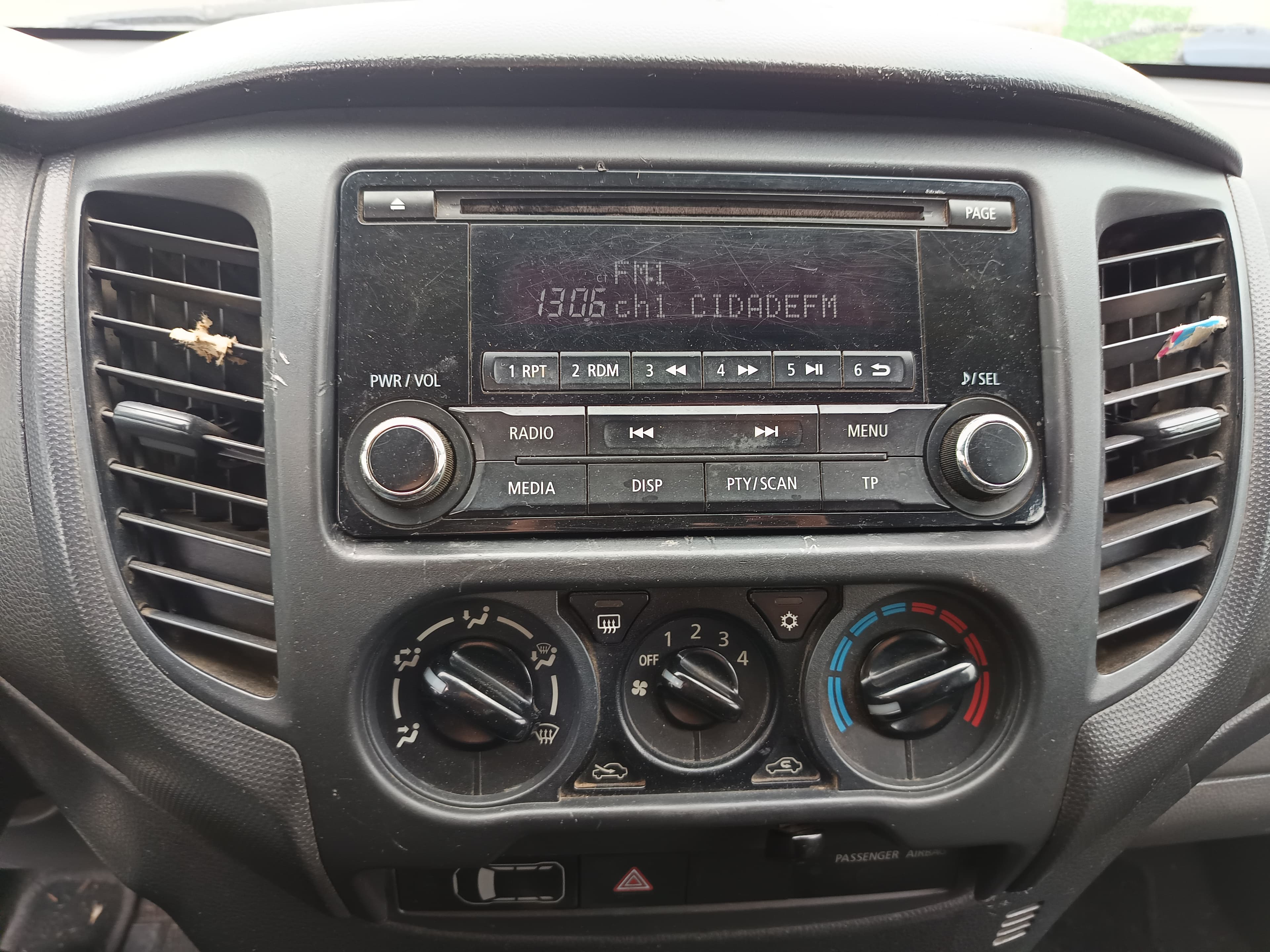 Mitsubishi L200 4WD CC Invite 3 L 2.5 DI-D — imagen 28