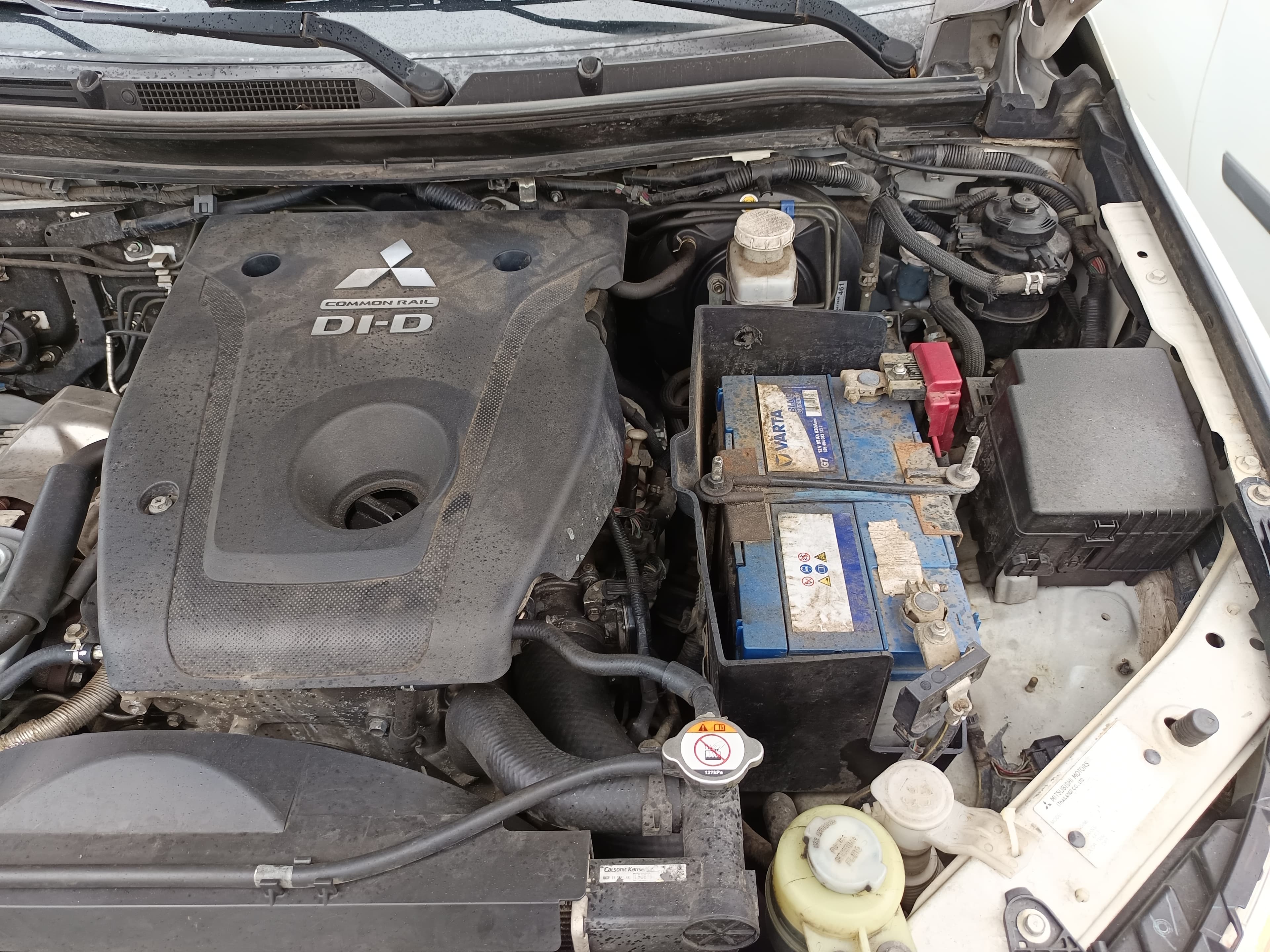 Mitsubishi L200 4WD CC Invite 3 L 2.5 DI-D — imagen 37