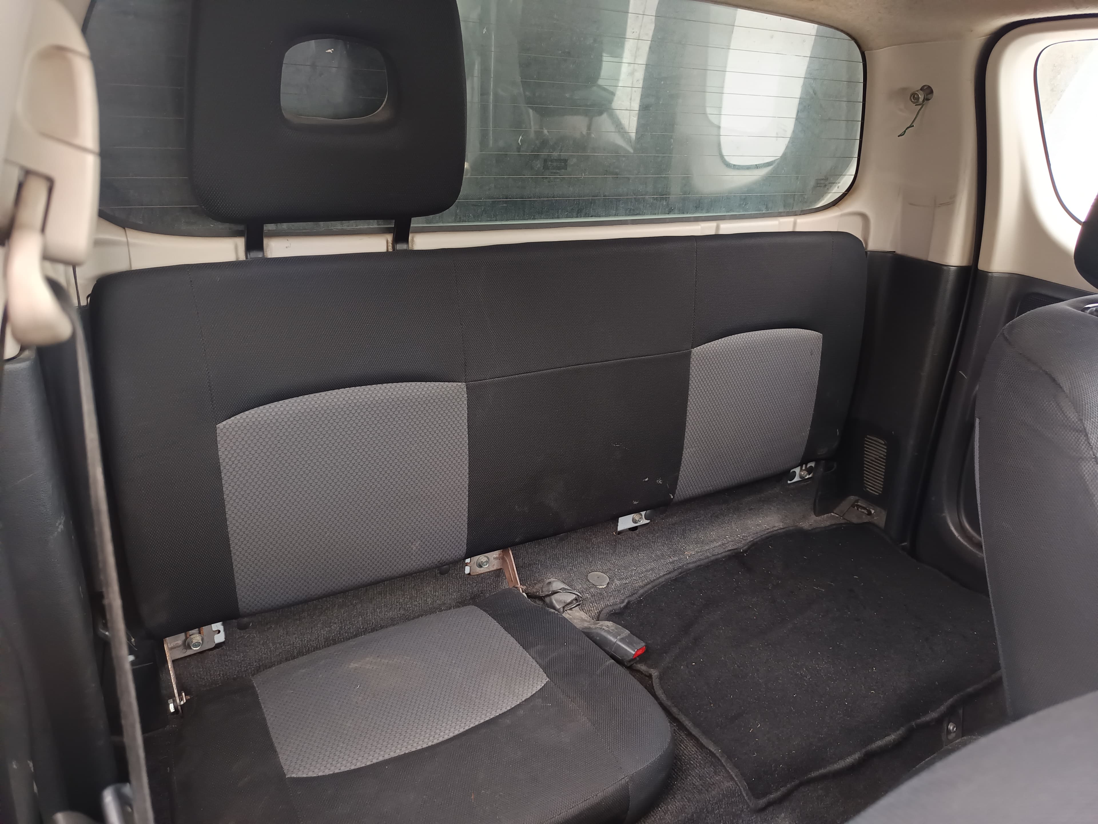 Mitsubishi L200 4WD CC Invite 3 L 2.5 DI-D — imagen 14