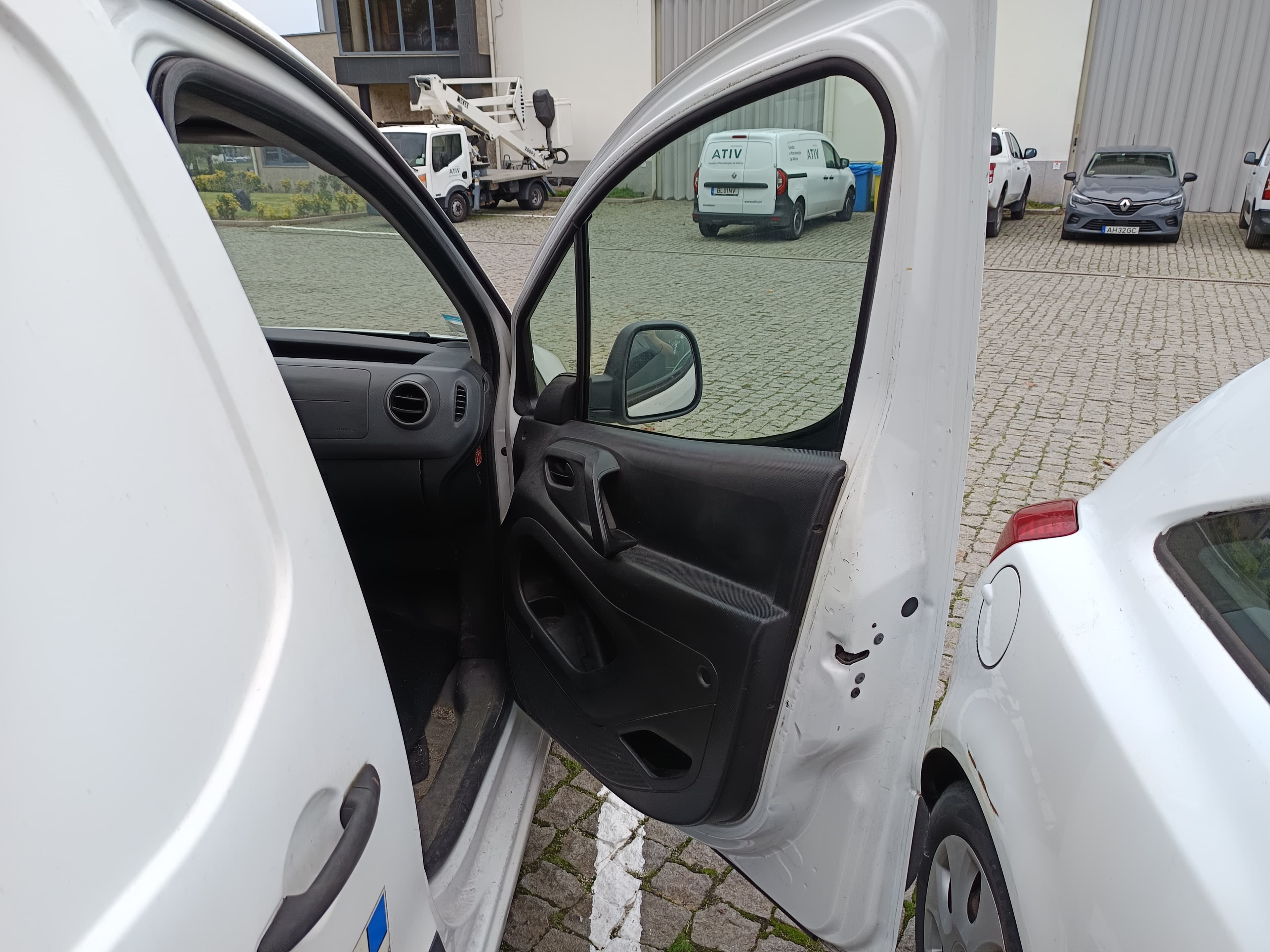 Peugeot Partner 1.6 Hdi L2 Confort Van — imagen 17