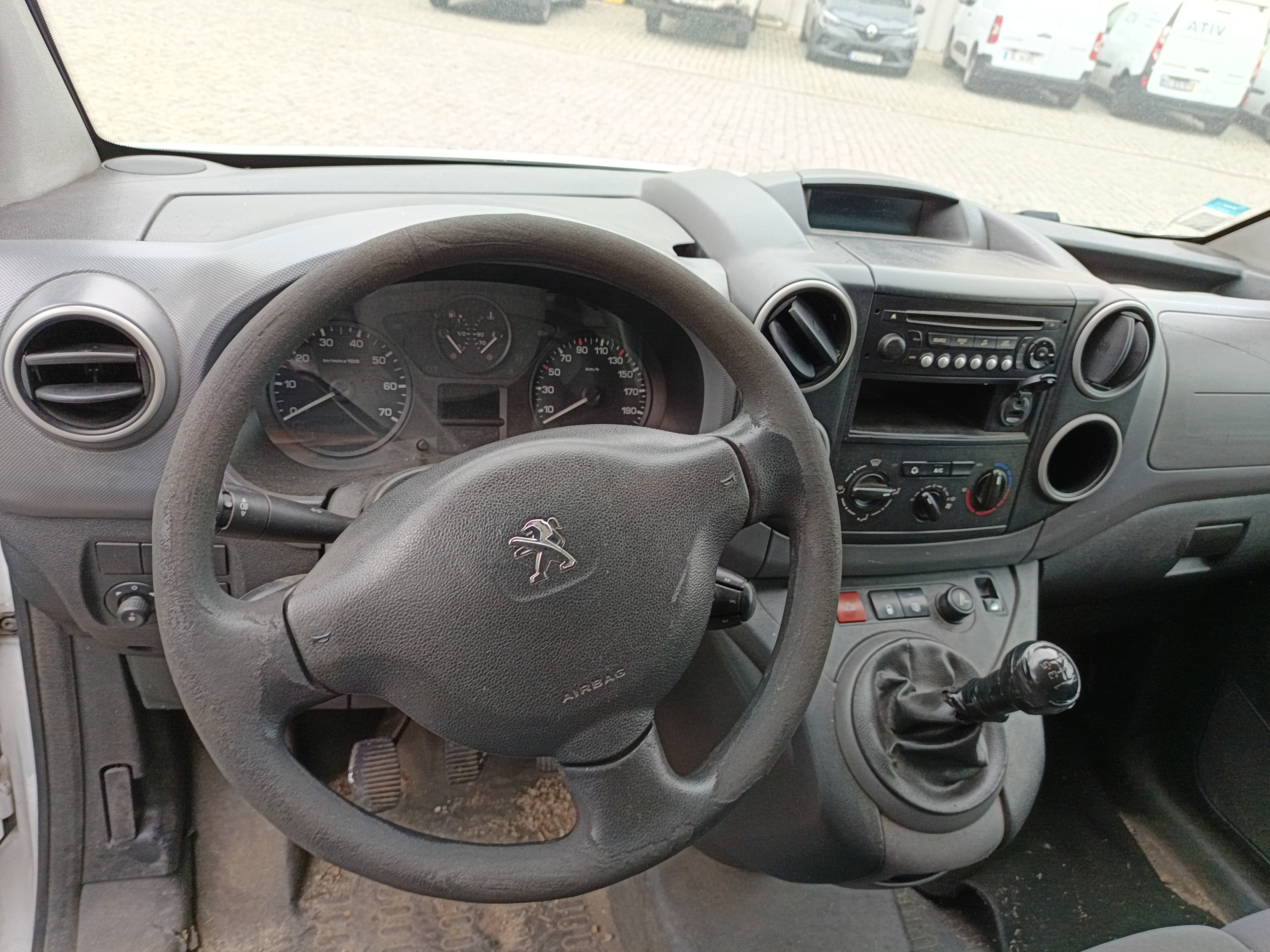 Peugeot Partner 1.6 Hdi L2 Confort Van — imagen 25