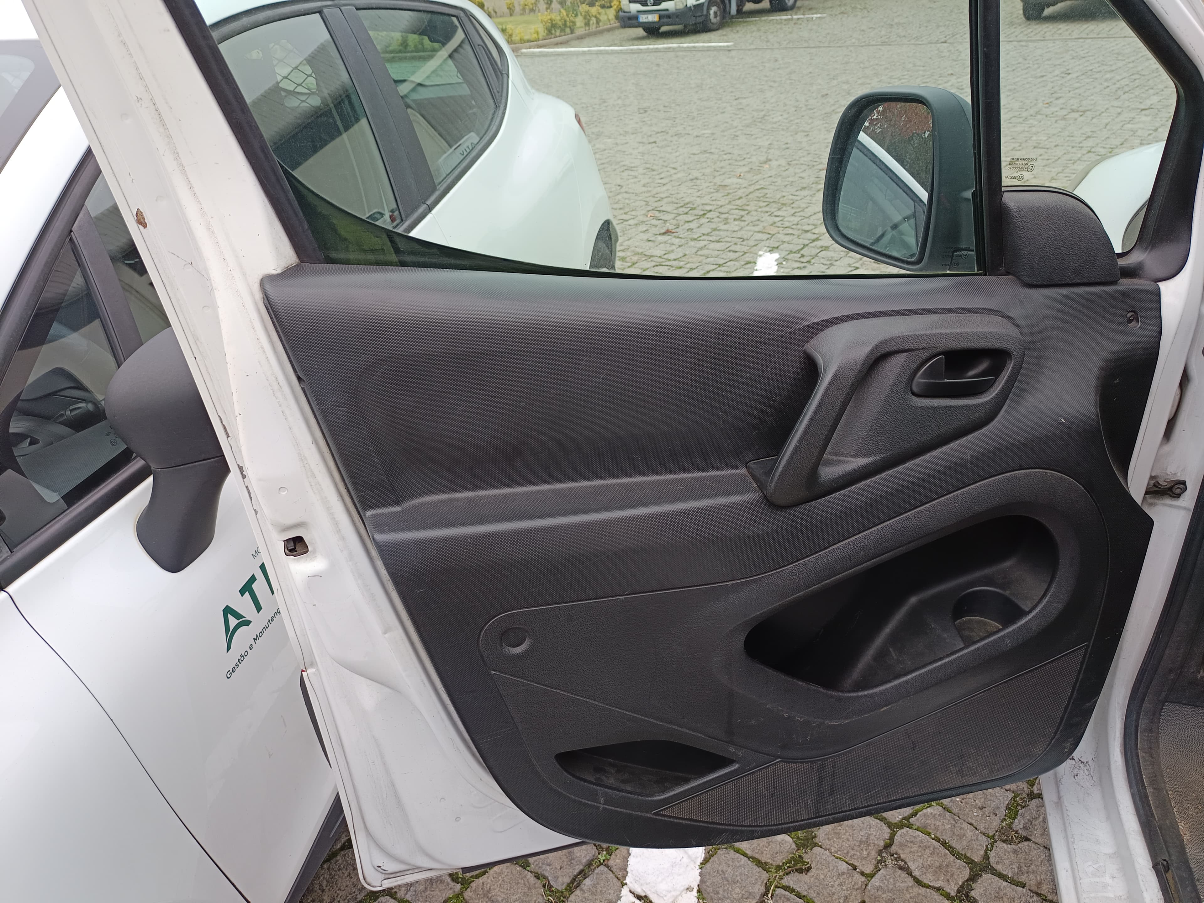 Peugeot Partner 1.6 Hdi L2 Confort Van — imagen 22