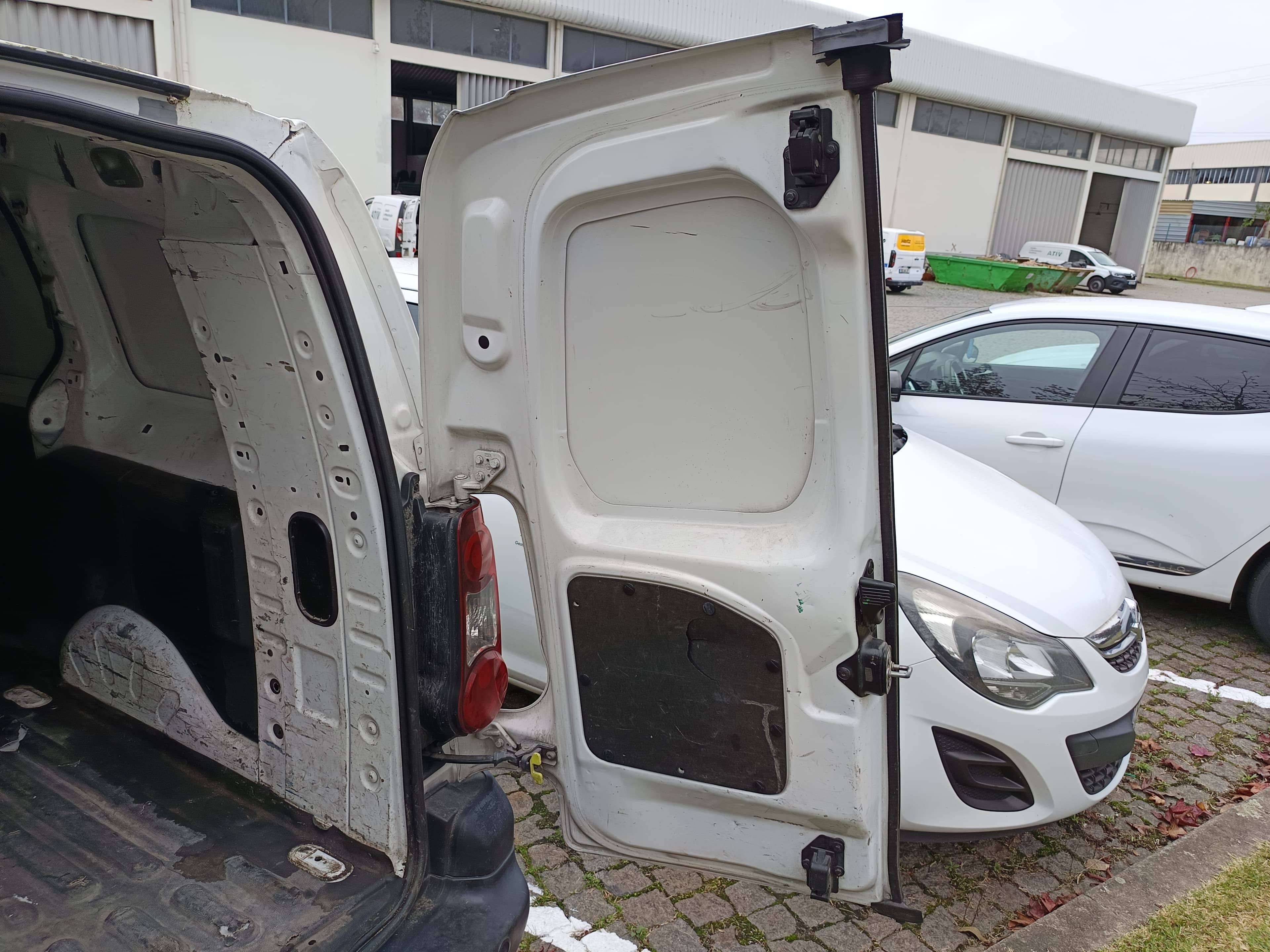 Peugeot Partner 1.6 Hdi L2 Confort Van — imagen 13