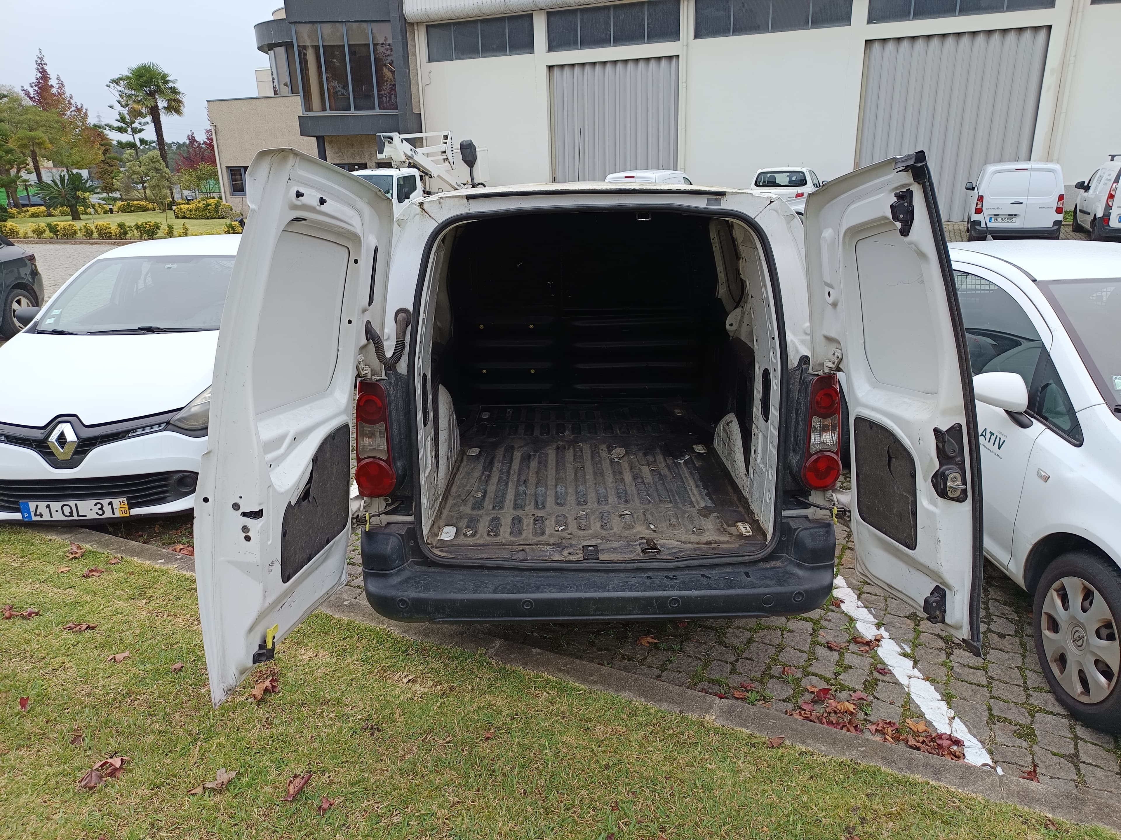 Peugeot Partner 1.6 Hdi L2 Confort Van — imagen 11